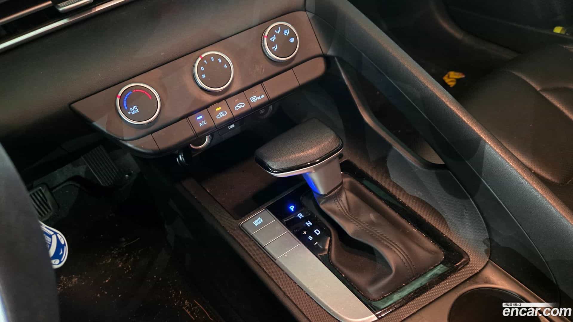 AVANTE Hyundai 2021.1-OPTION-017