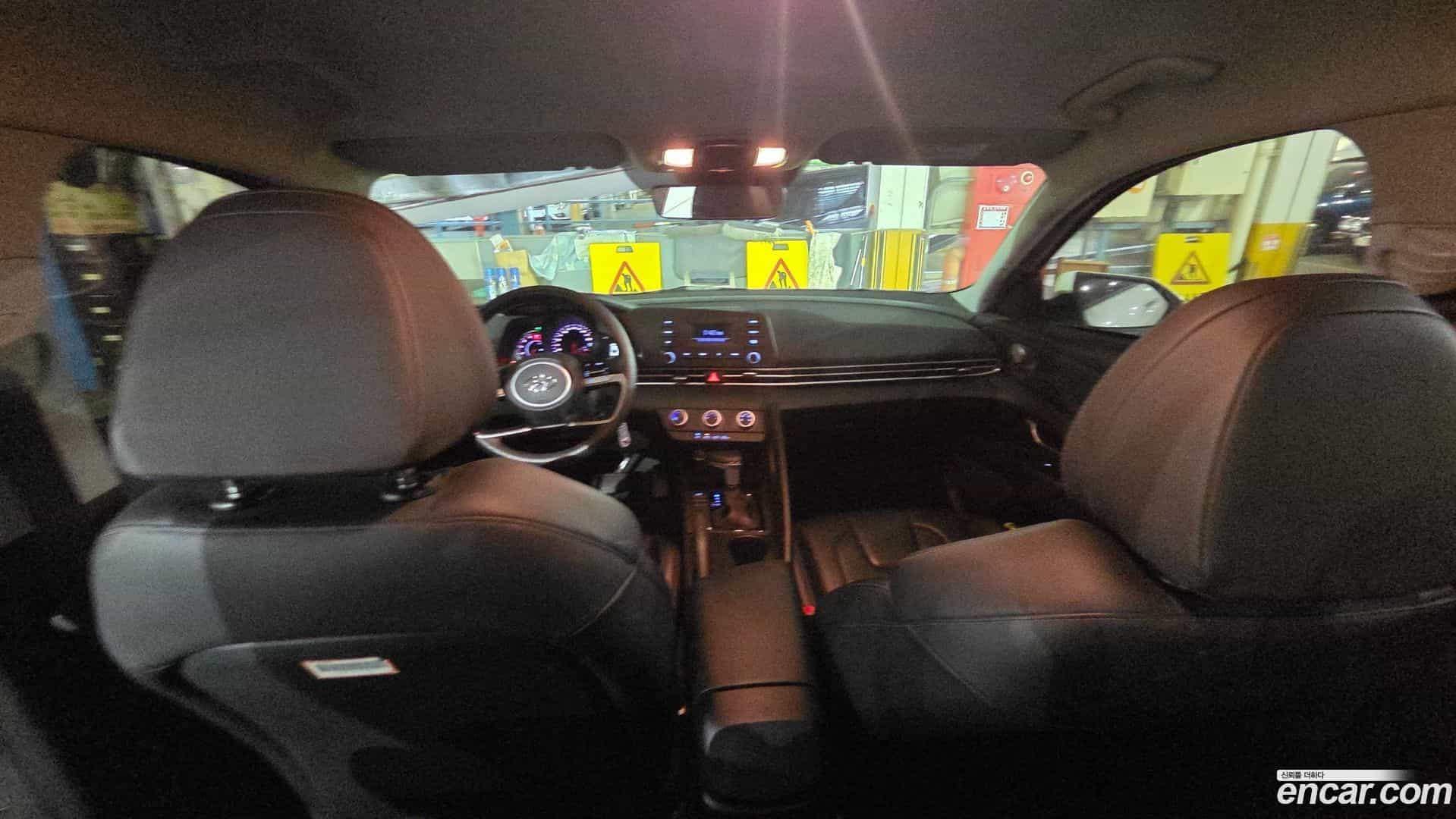 AVANTE Hyundai 2021.1-OPTION-019