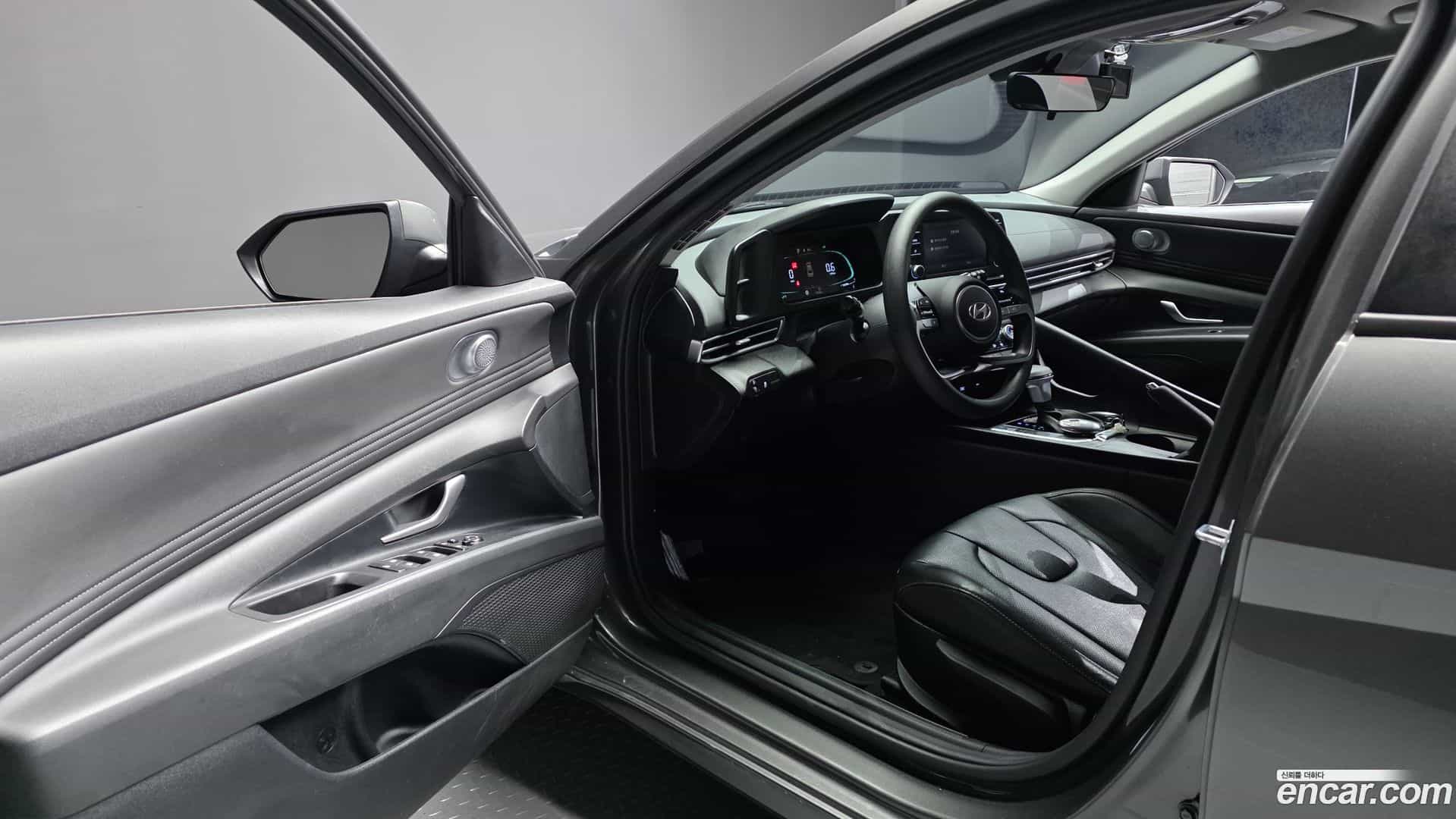 AVANTE Hyundai 2023.5-INNER-010