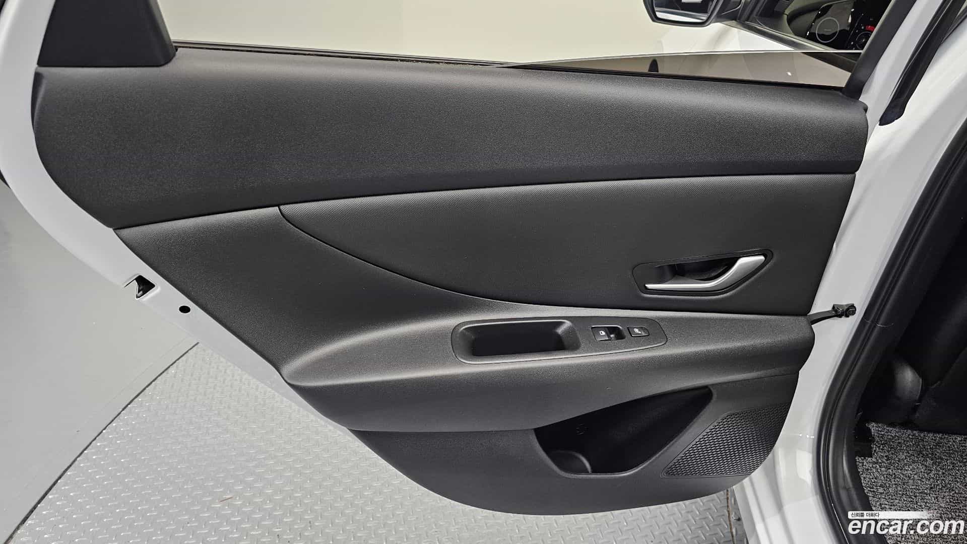 AVANTE Hyundai 2022.7-INNER-035