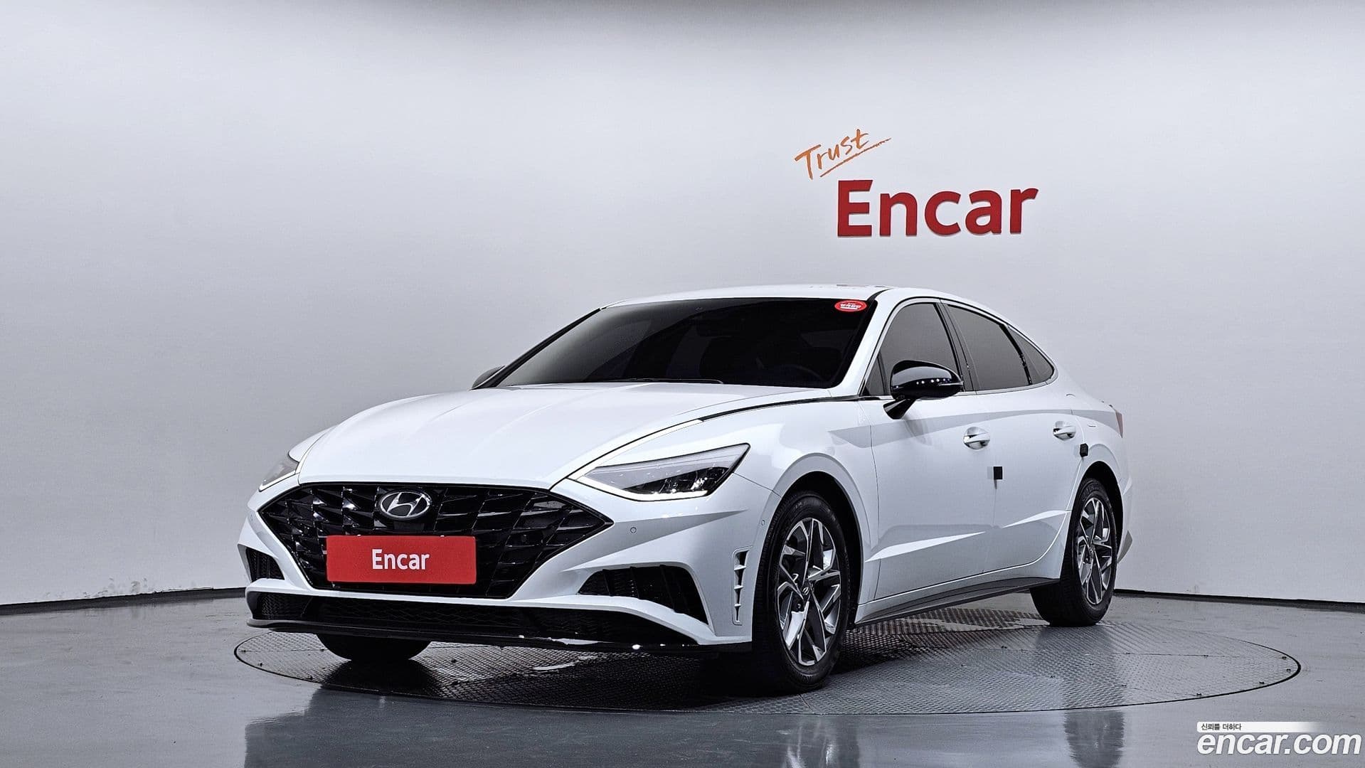 Main__Slider__Photo:Sonata Hyundai 2022.5-0