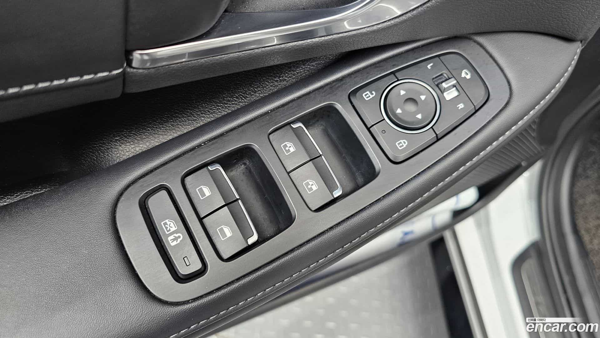 Sonata Hyundai 2022.5-OPTION-040