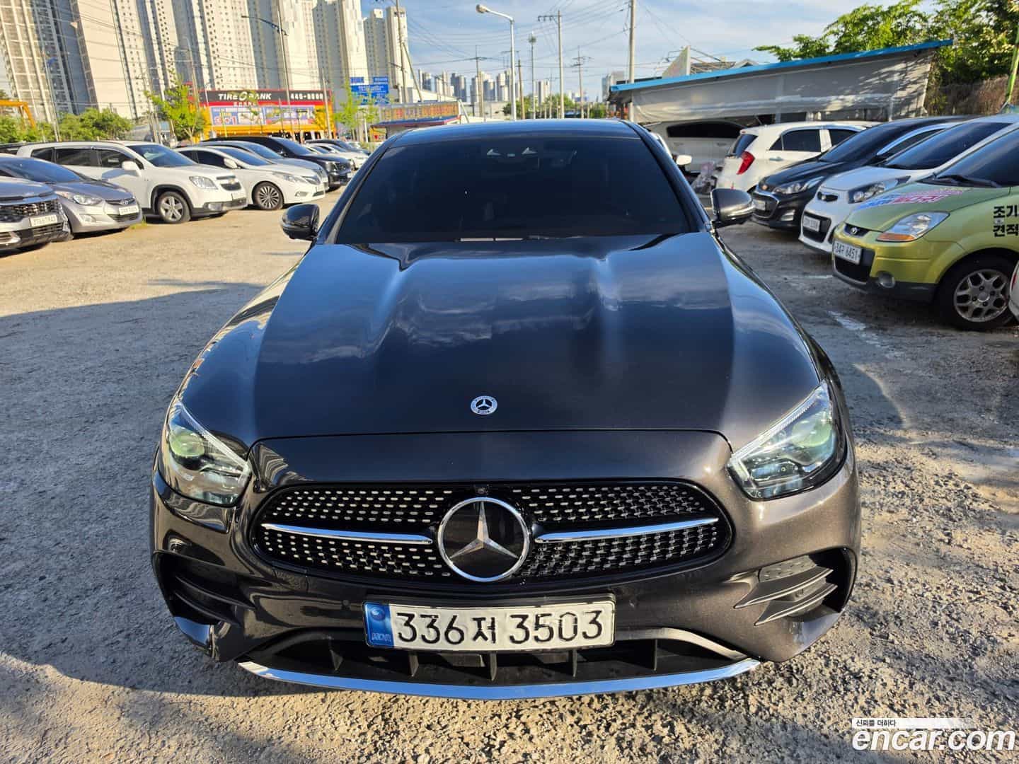 E-Class Mercedes-Benz 2022.1-OUTER-002