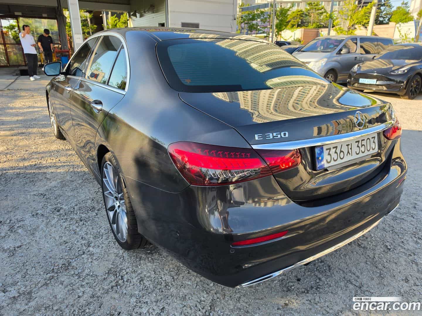 E-Class Mercedes-Benz 2022.1-OUTER-004
