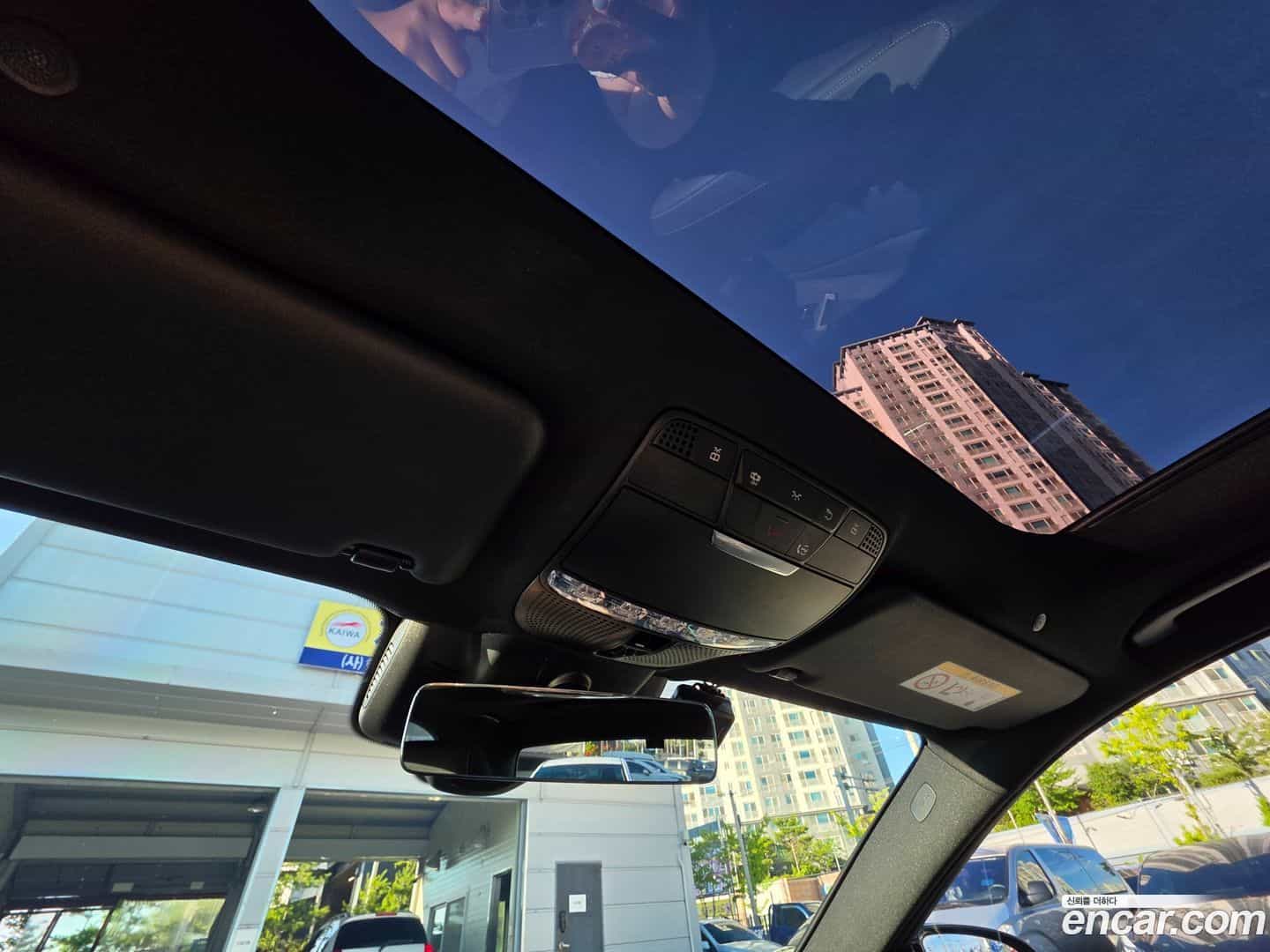 E-Class Mercedes-Benz 2022.1-OPTION-018