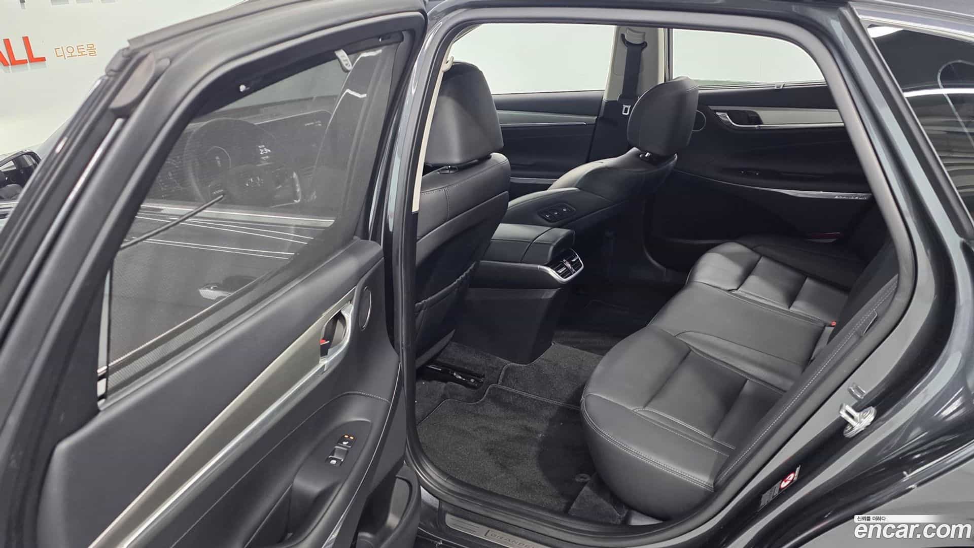 Grandeur Hyundai 2022.6-OPTION-020