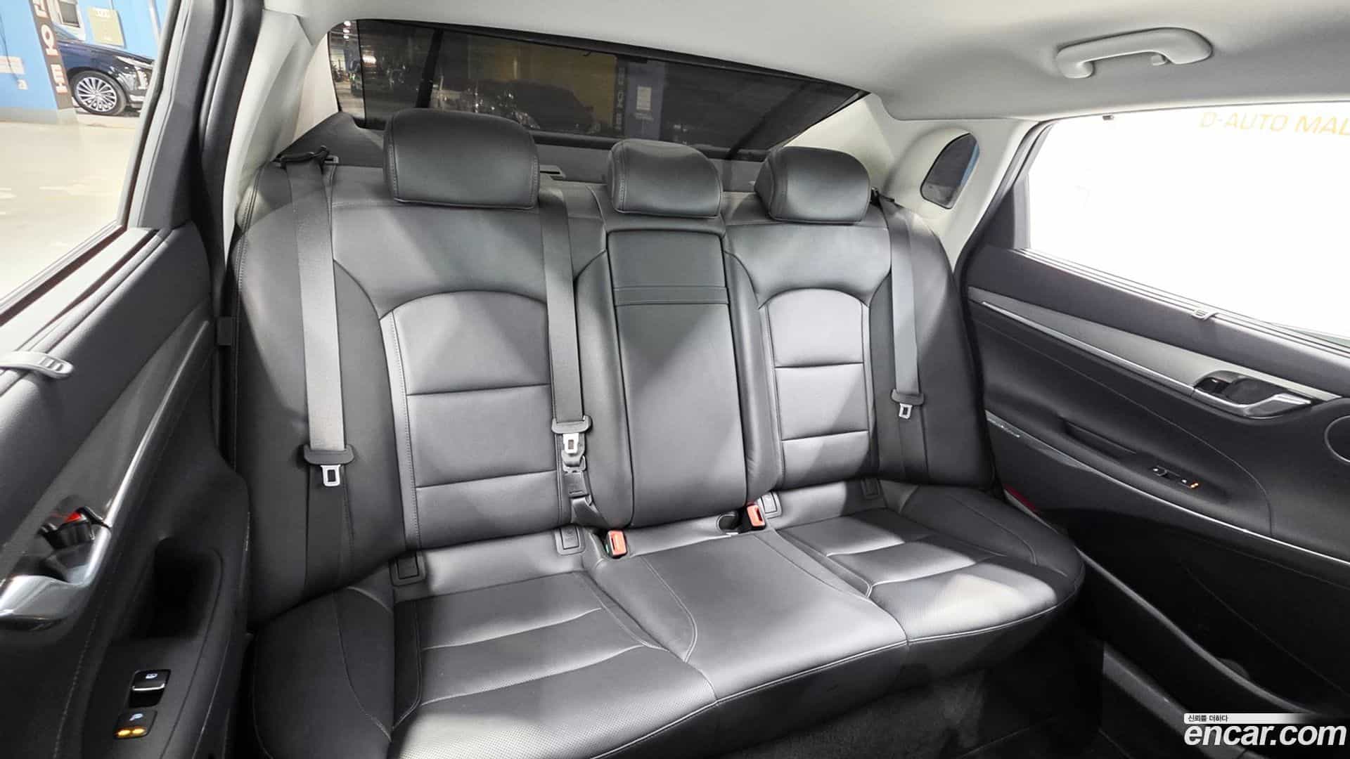 Grandeur Hyundai 2022.6-OPTION-021