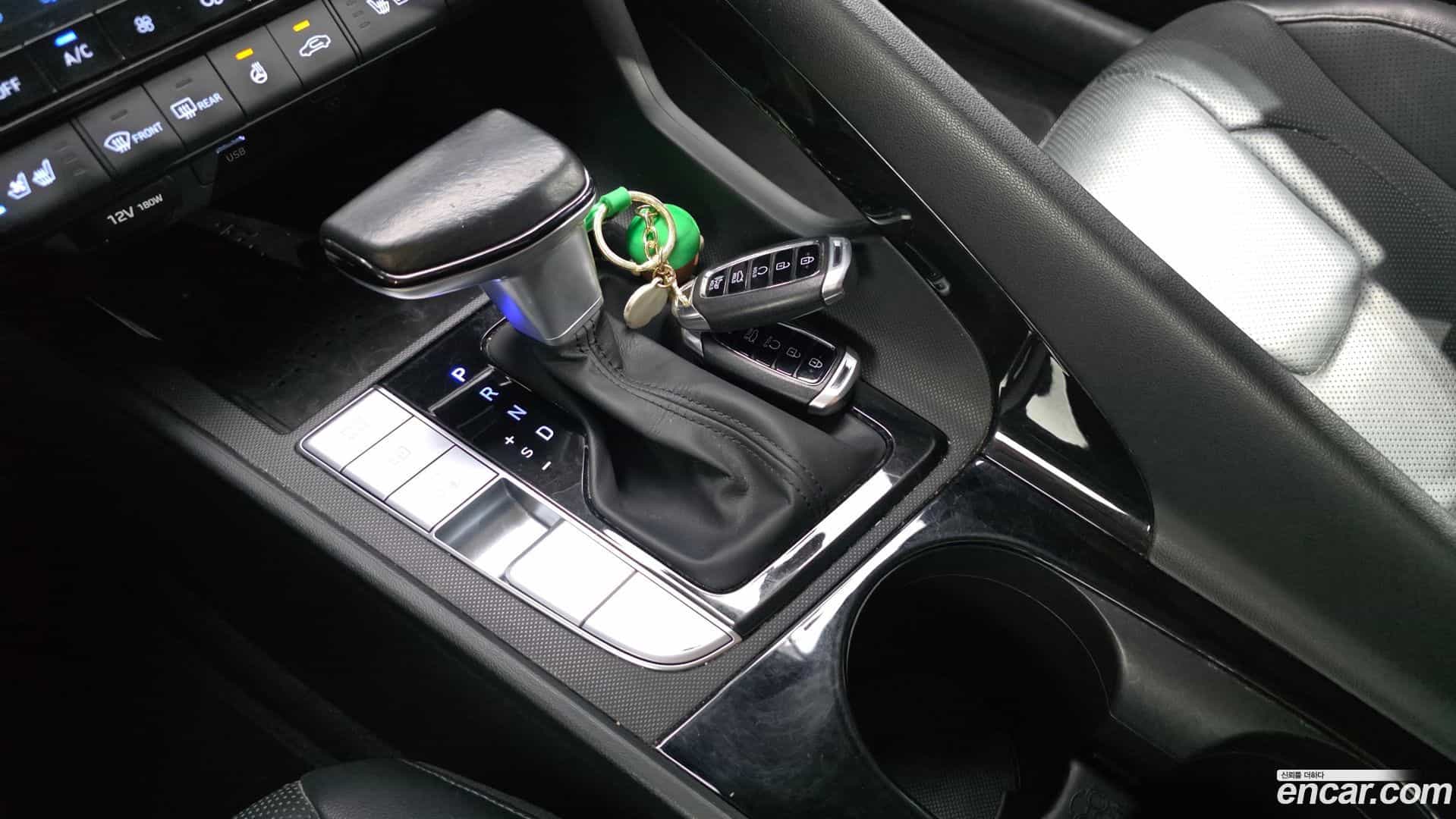 AVANTE Hyundai 2021.3-INNER-009