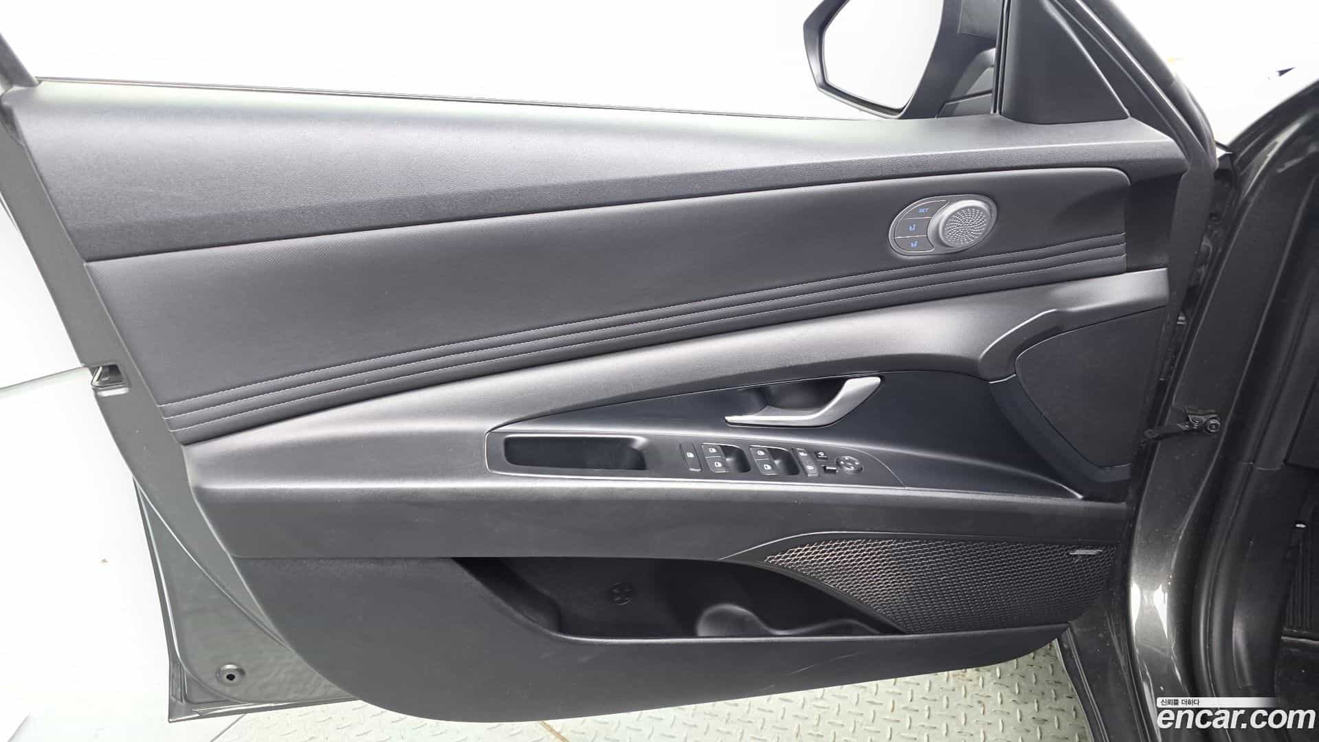 AVANTE Hyundai 2021.3-INNER-034