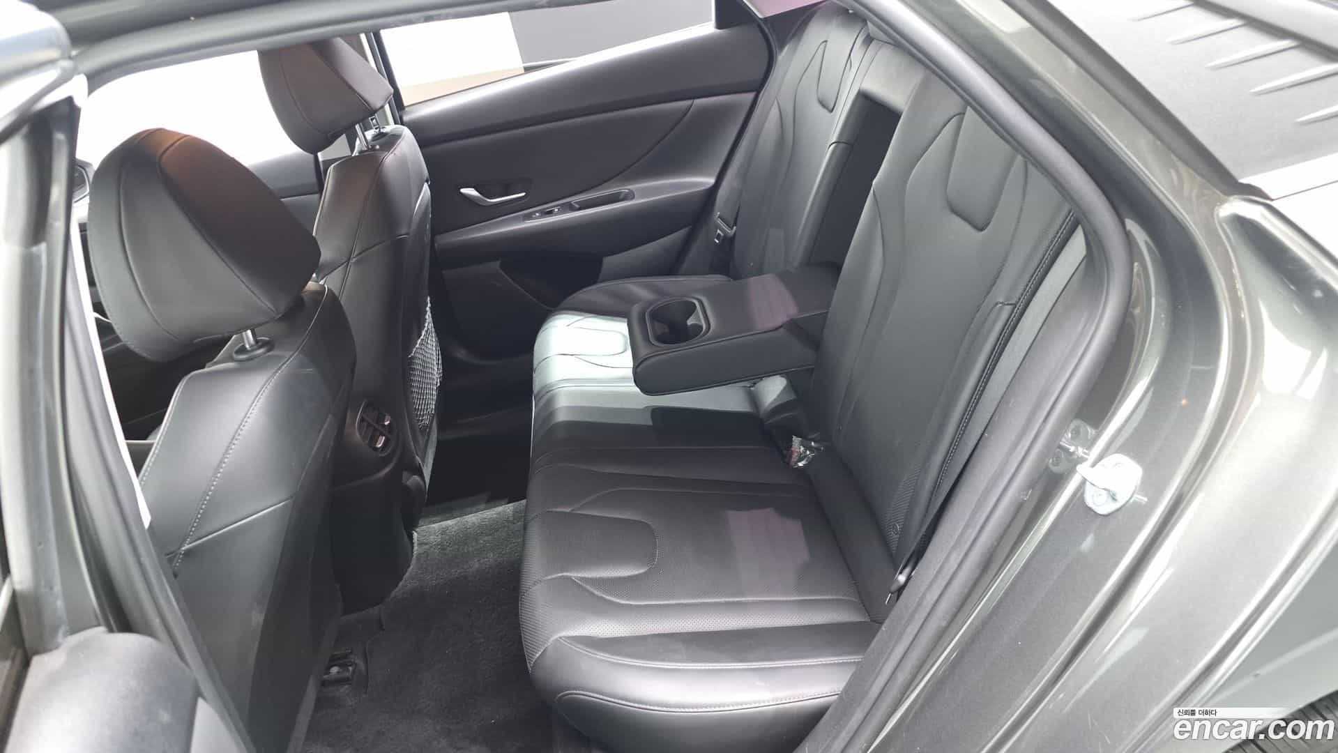 AVANTE Hyundai 2021.3-INNER-036