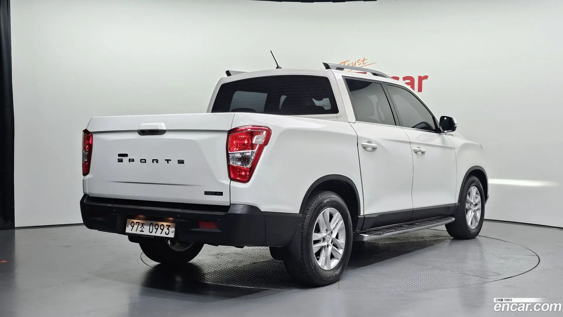 Main__Slider__Photo:Rexton KG Mobility 2019.11-1