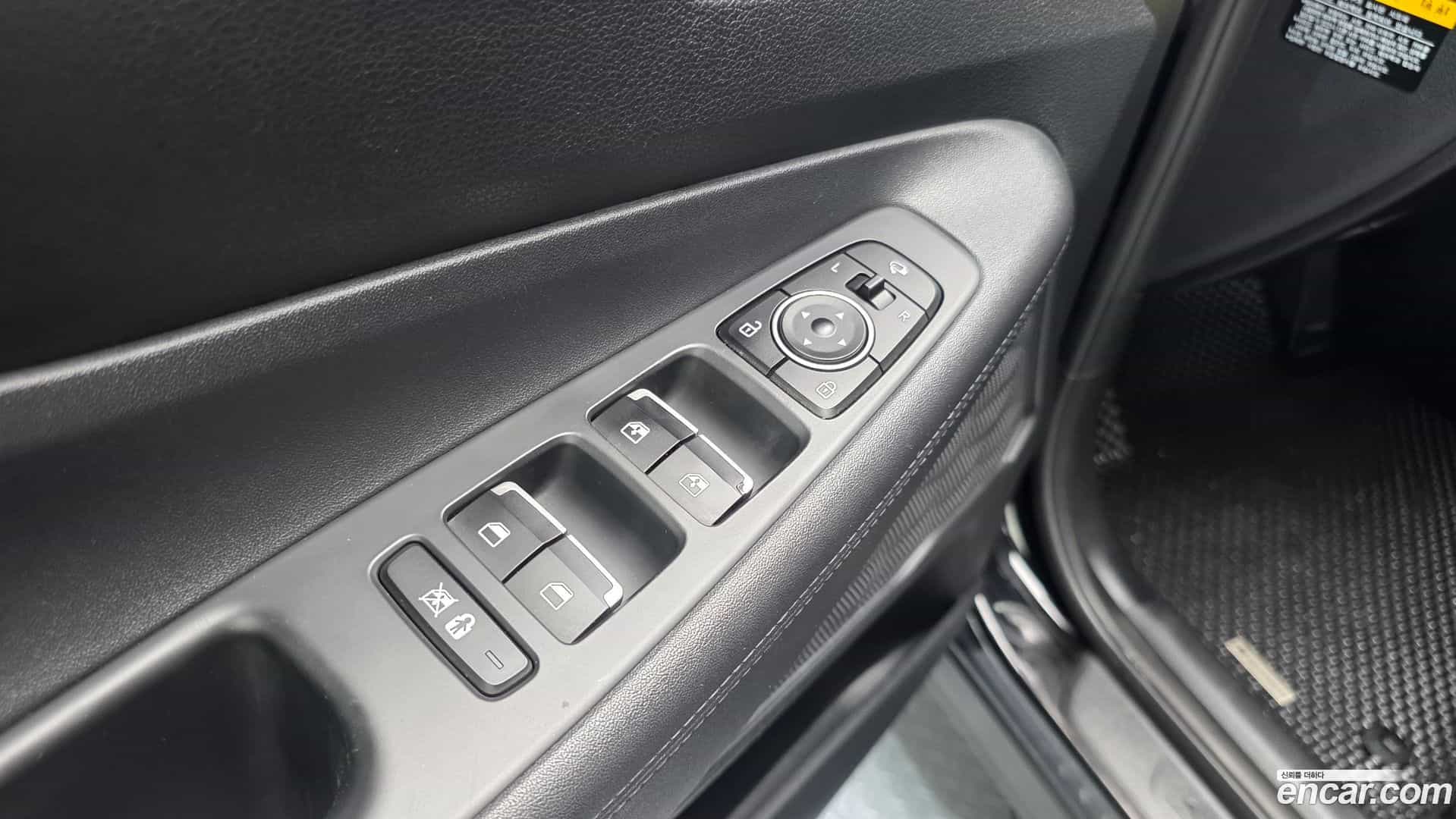 Santafe Hyundai 2018.8-OPTION-023