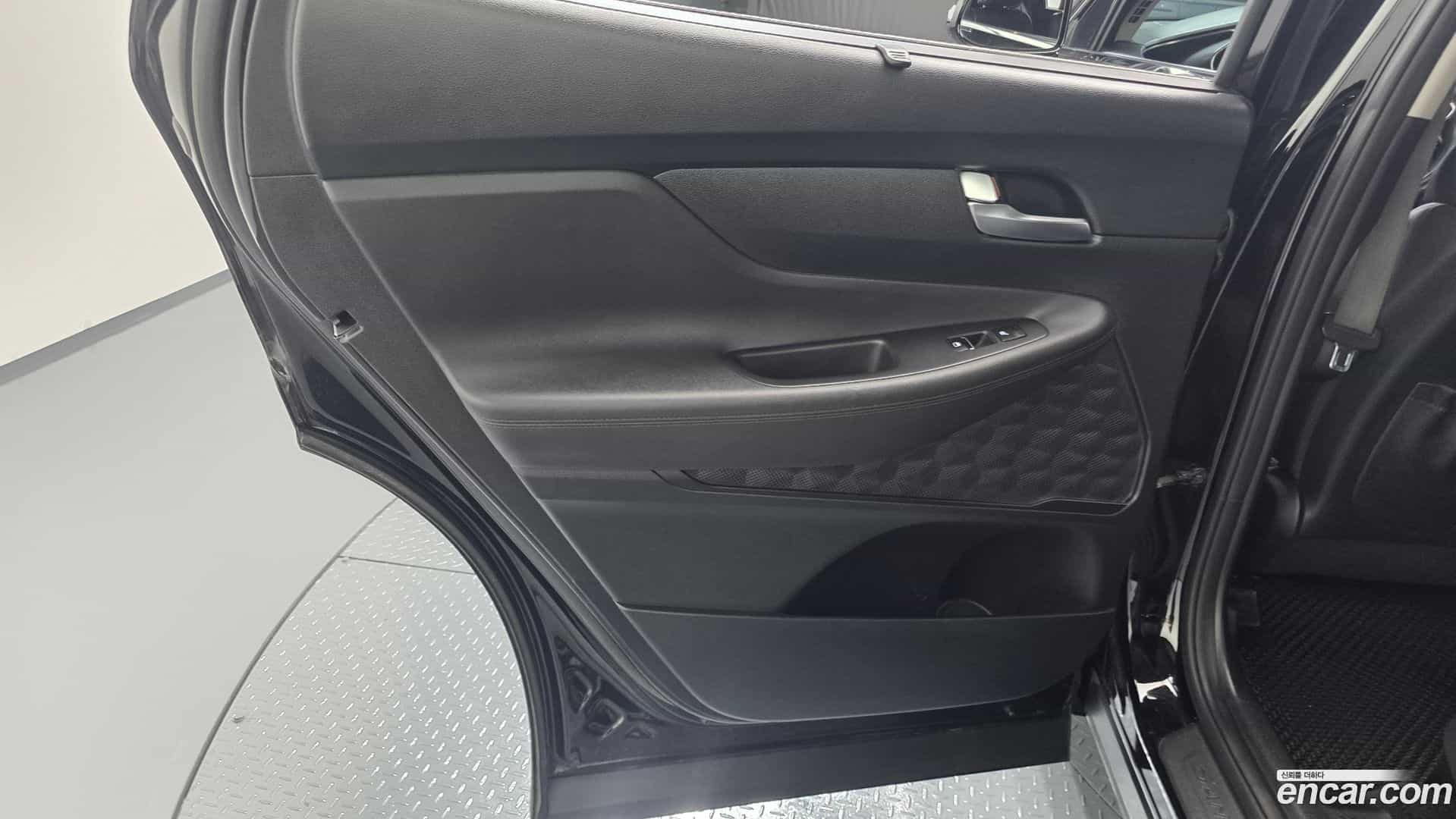 Santafe Hyundai 2018.8-INNER-035