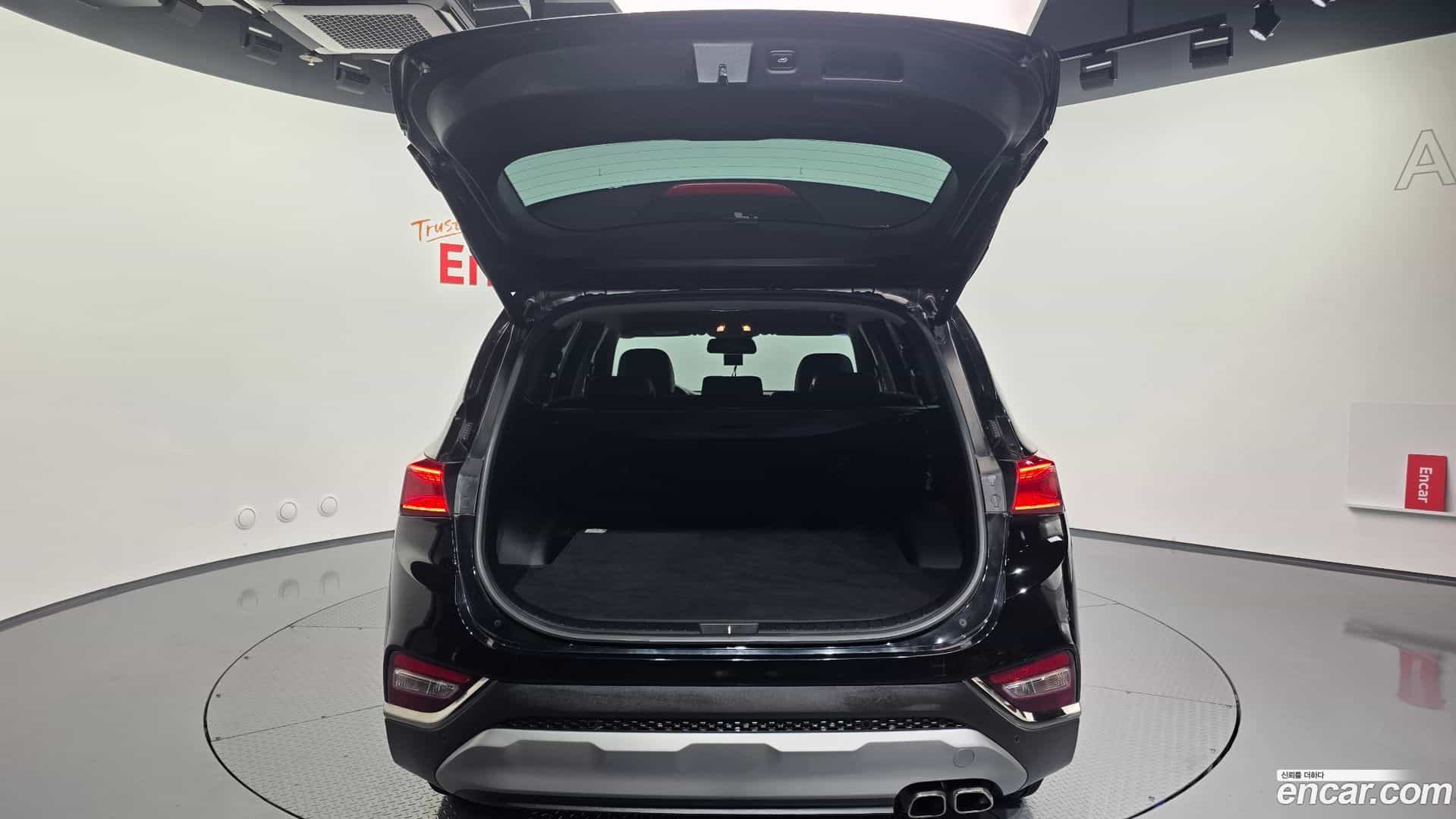 Santafe Hyundai 2018.8-OPTION-044