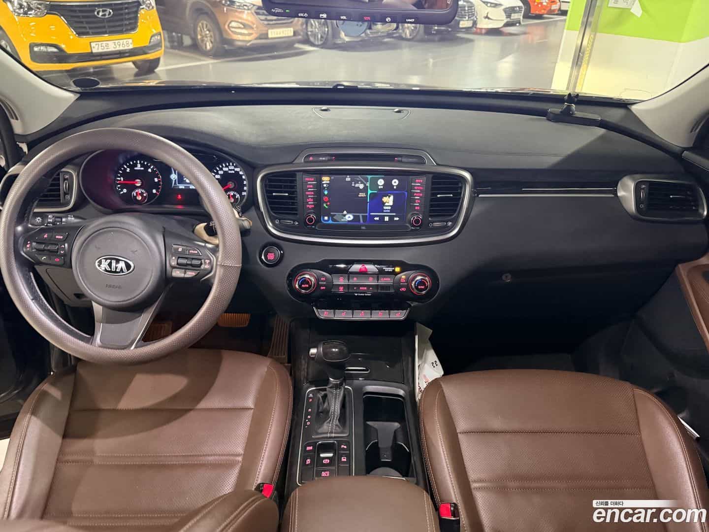 Sorento Kia 2016.5-INNER-008