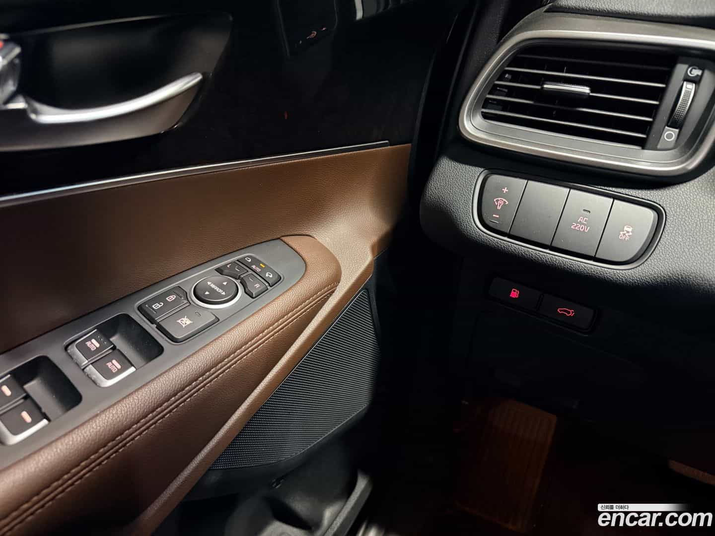 Sorento Kia 2016.5-OPTION-019