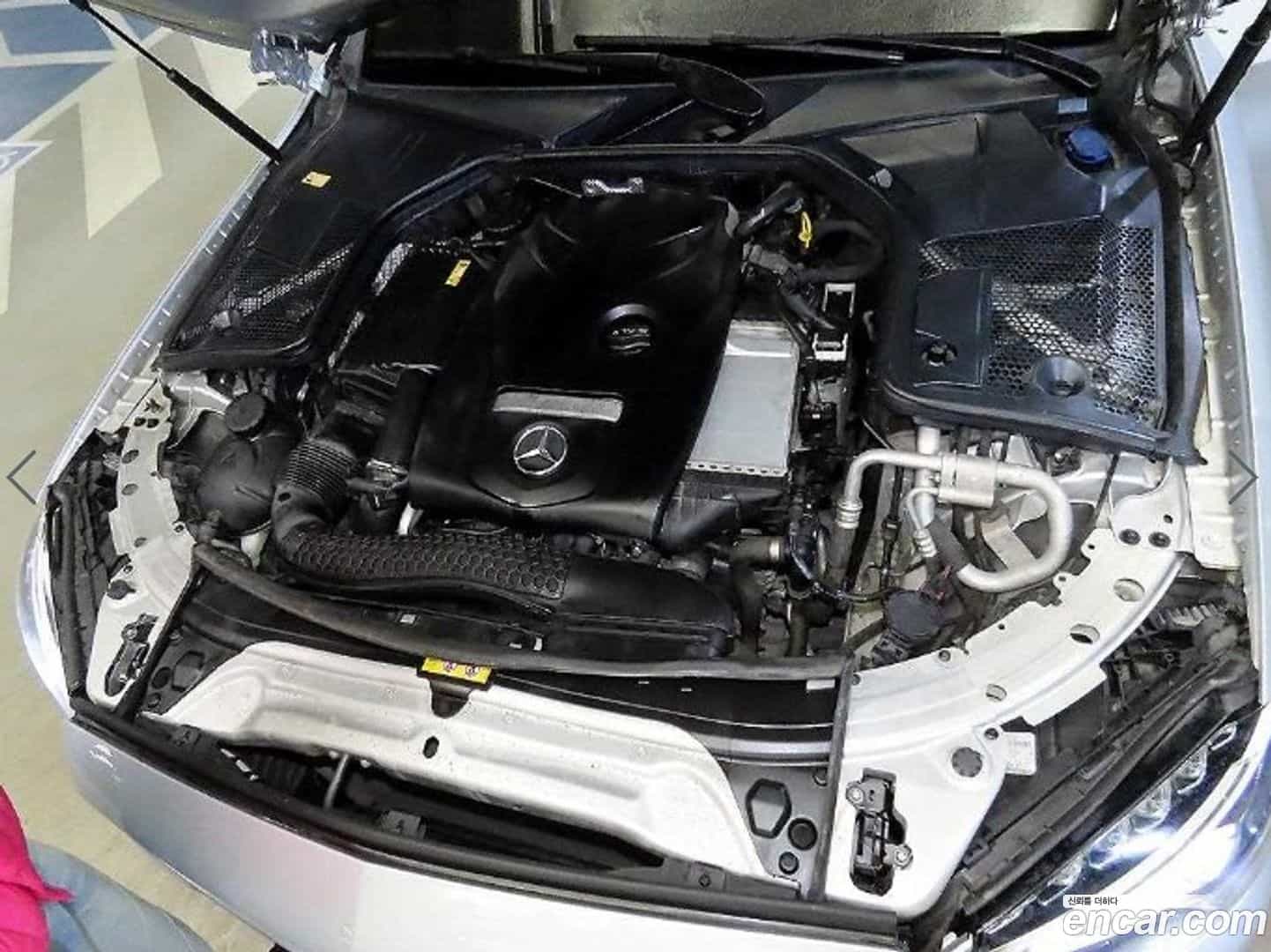 C-Class Mercedes-Benz 2016.0-OPTION-023