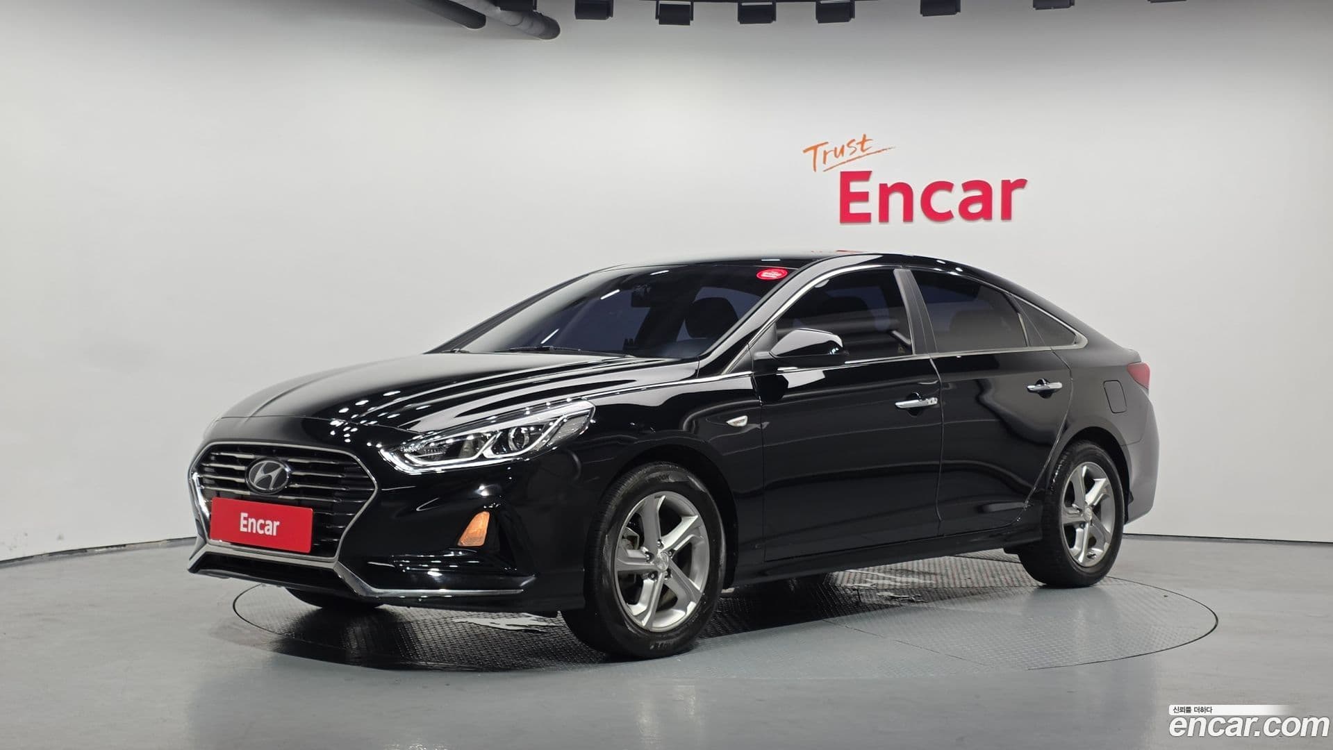 Main__Slider__Photo:Sonata Hyundai 2018.6-0