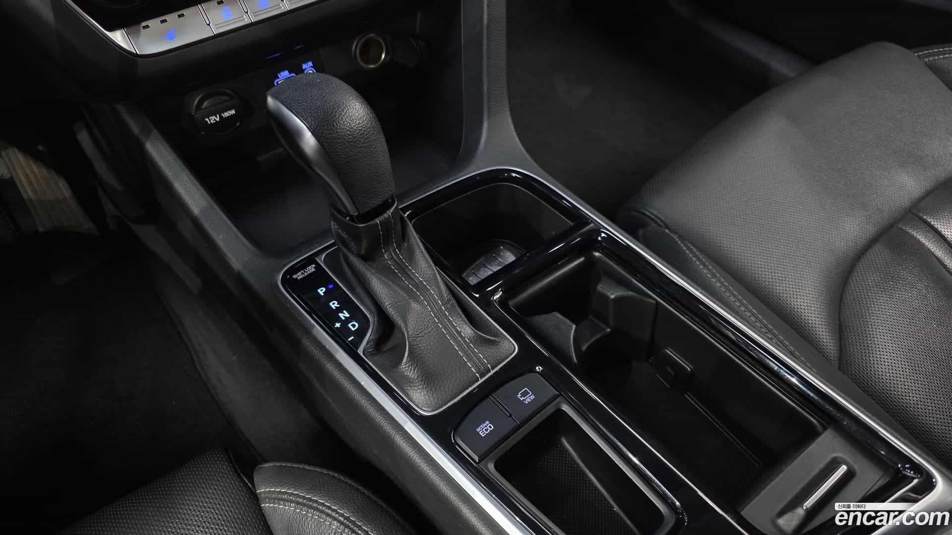 Sonata Hyundai 2018.6-INNER-009