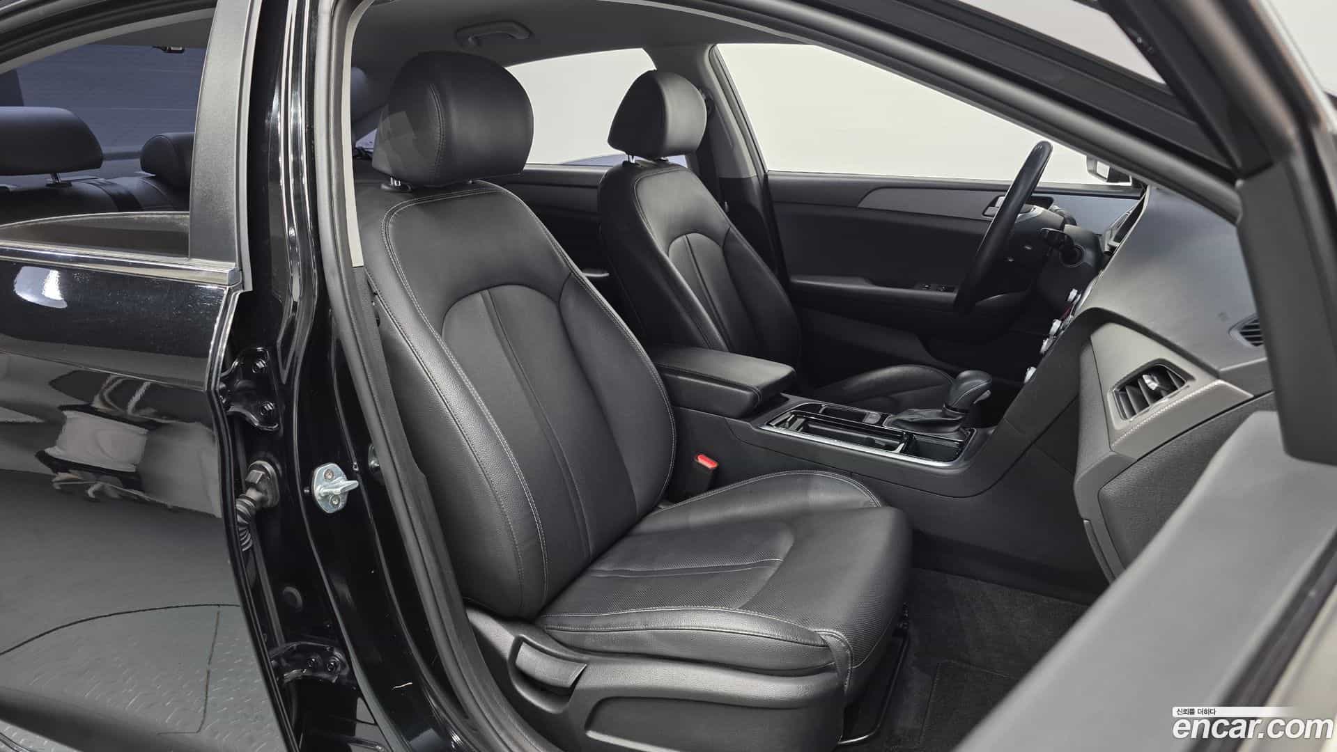 Sonata Hyundai 2018.6-OPTION-016