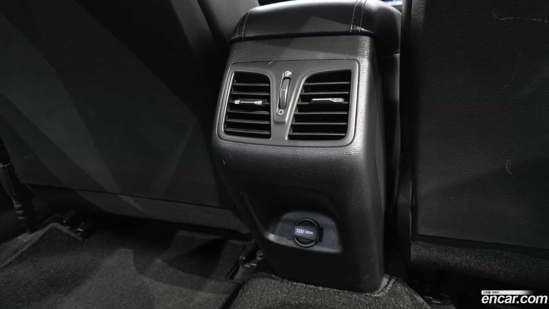 Sonata Hyundai 2018.6-OPTION-023