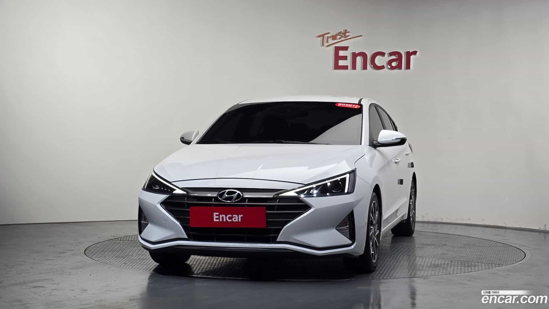 AVANTE Hyundai 2019.2-OUTER-003