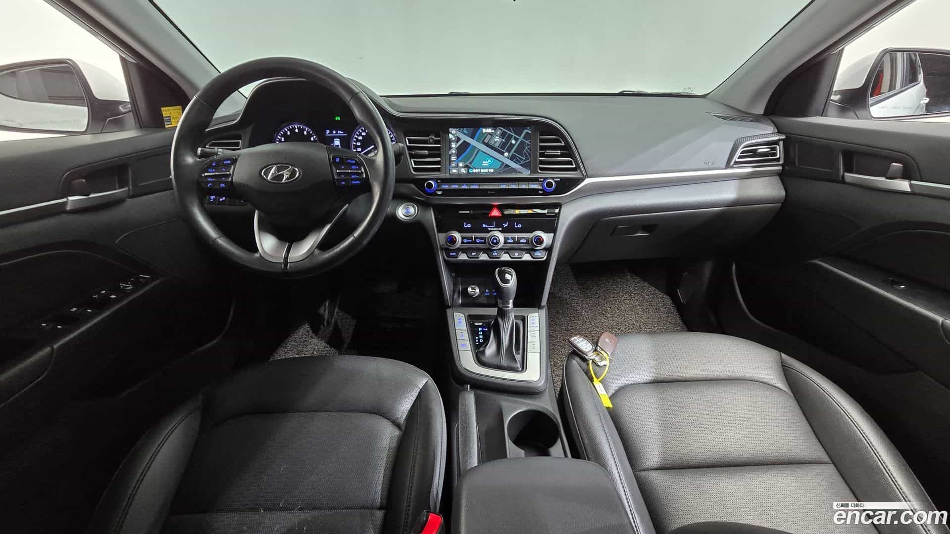 AVANTE Hyundai 2019.2-INNER-007