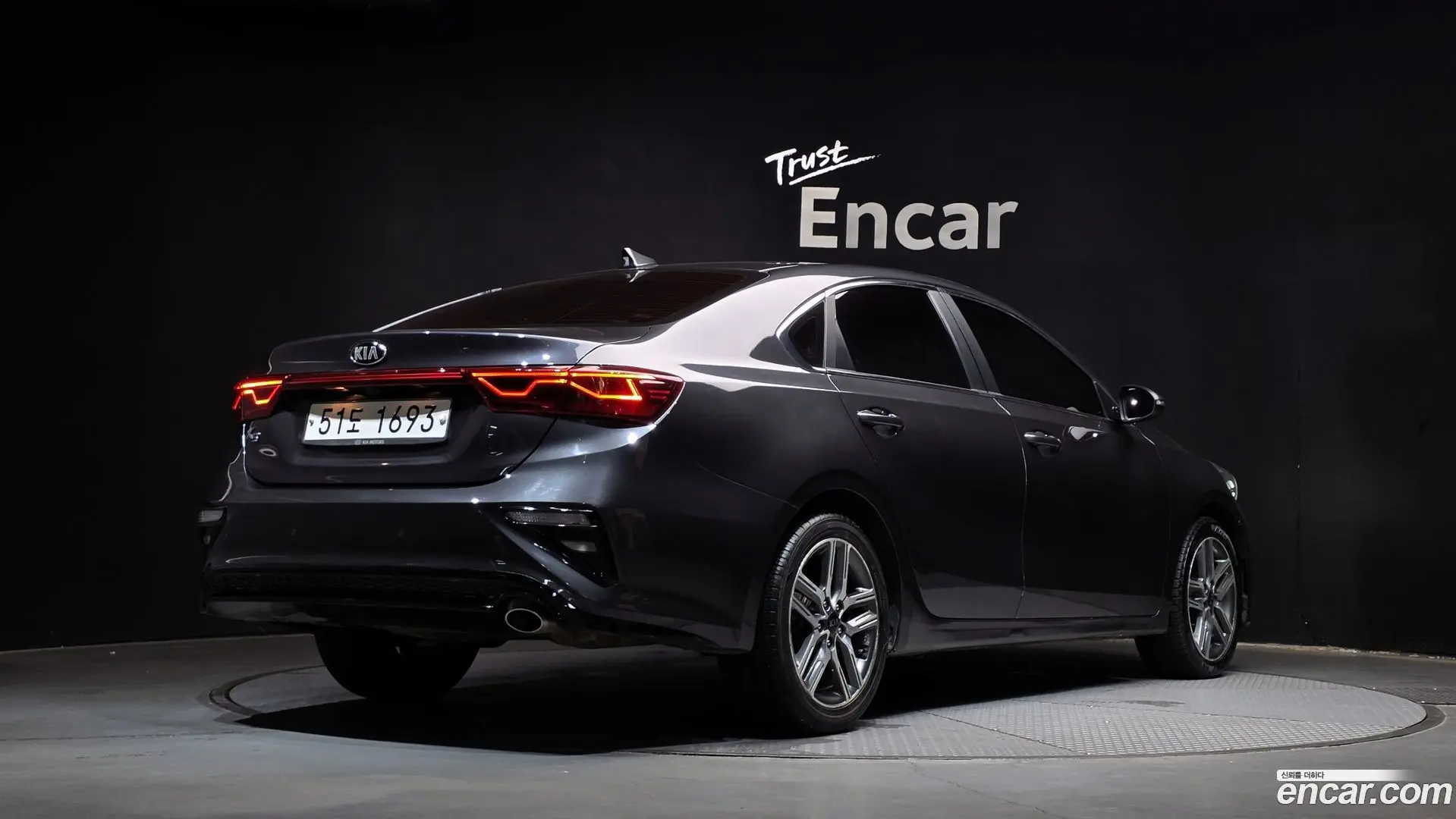 Main__Slider__Photo:K3 Kia 2018.10-1