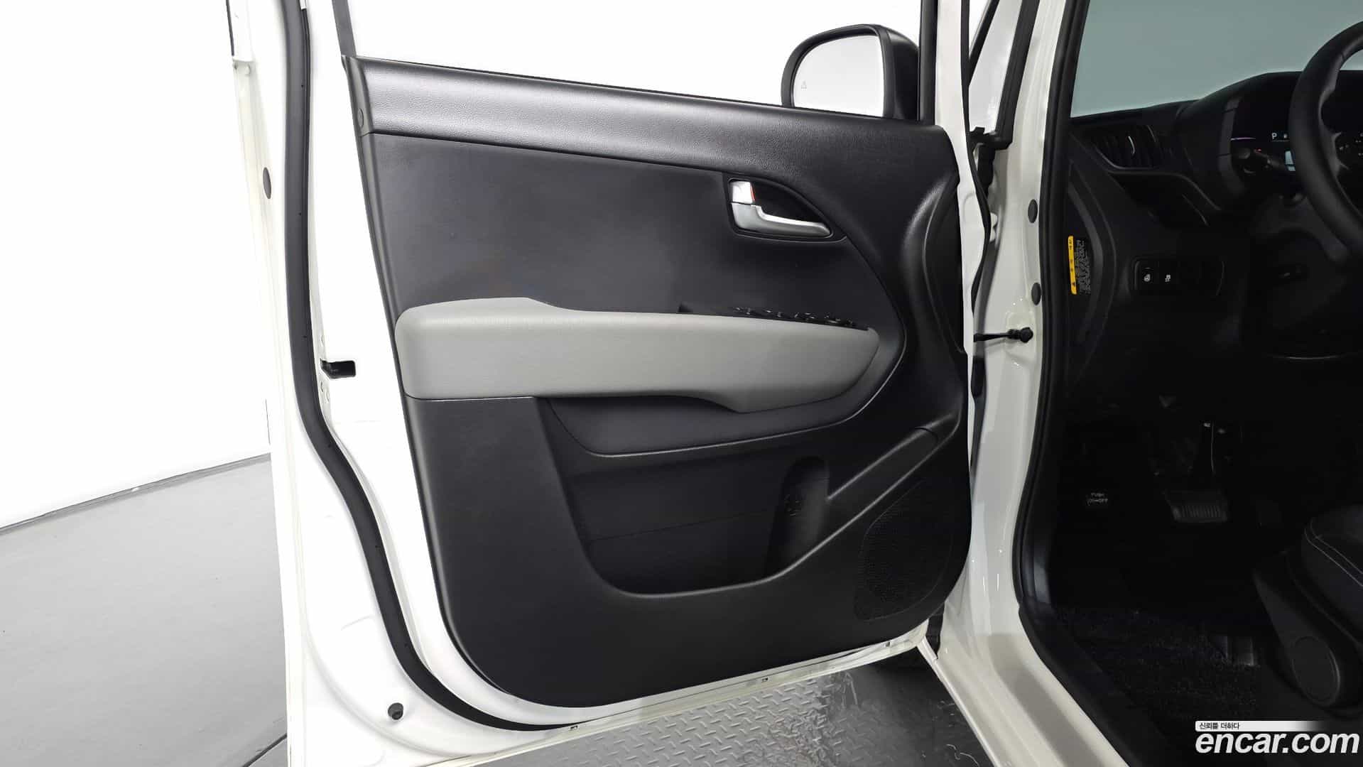 RAY Kia 2023.10-INNER-034