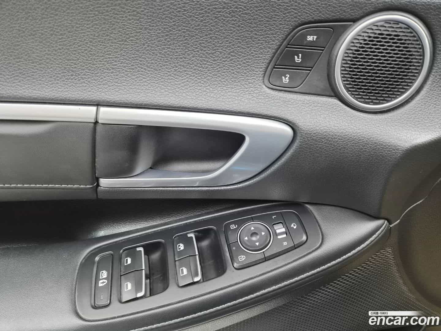 Sonata Hyundai 2019.4-INNER-010