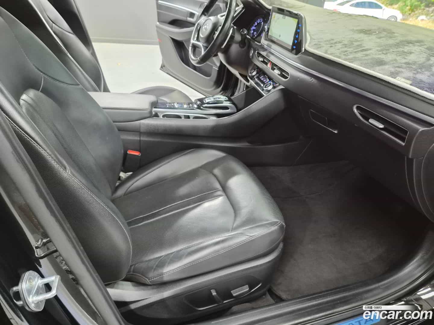 Sonata Hyundai 2019.4-OPTION-024