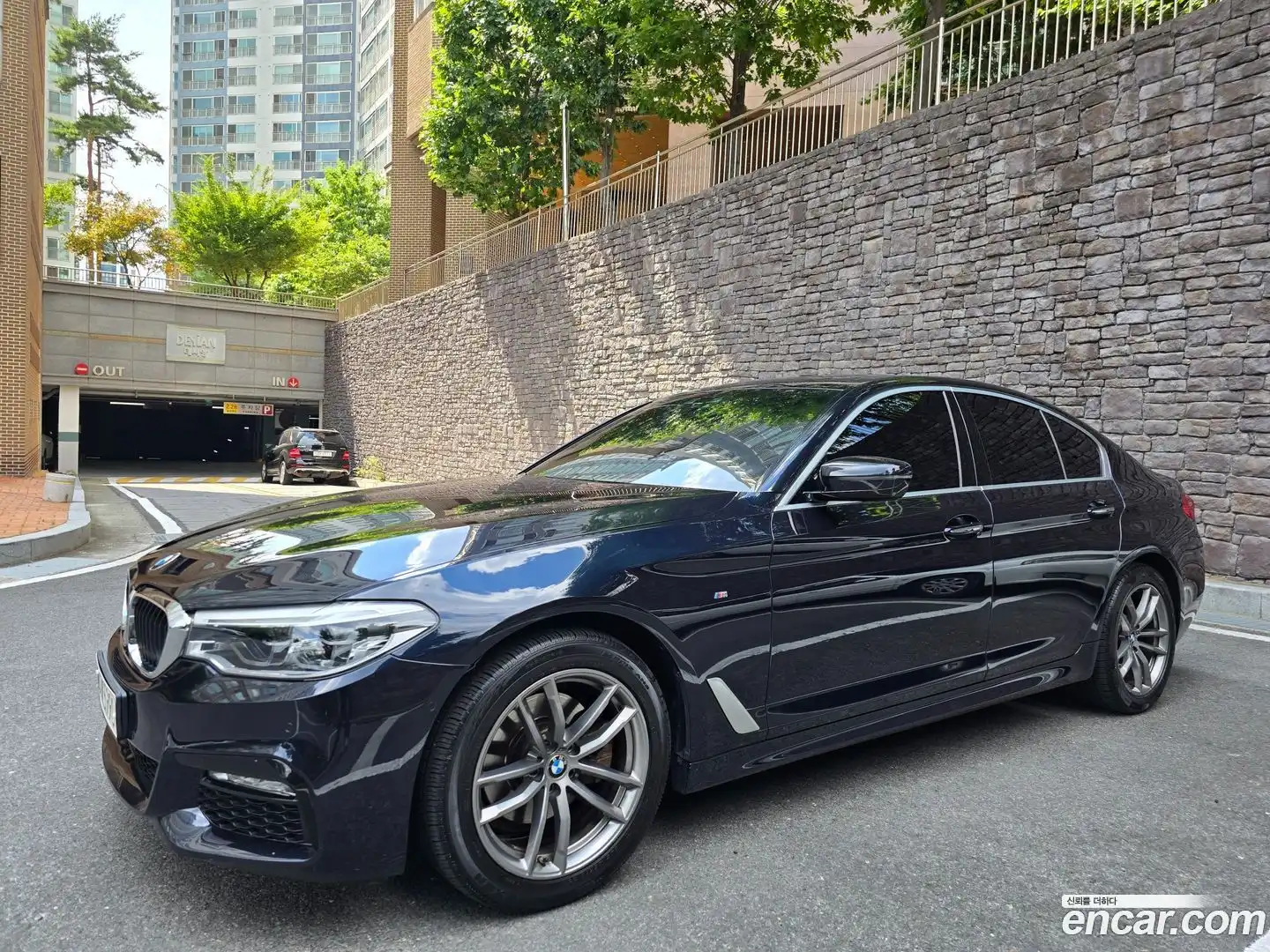 5-Series BMW 2017.11-OUTER-001