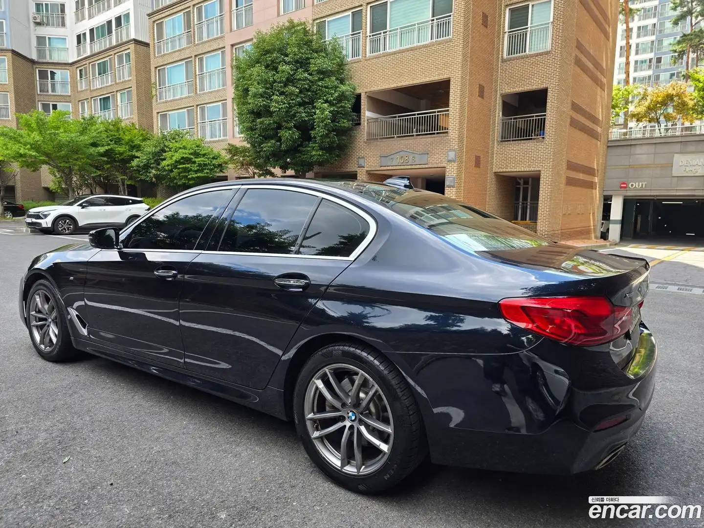 5-Series BMW 2017.11-OUTER-004