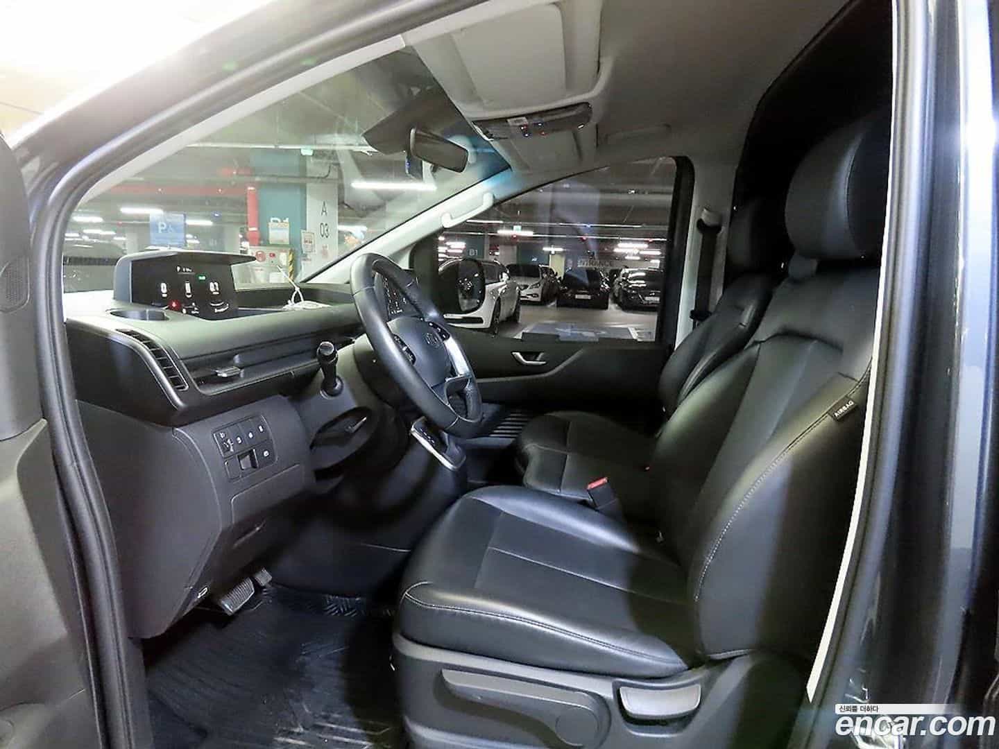 Staria Hyundai 2023.3-OUTER-006