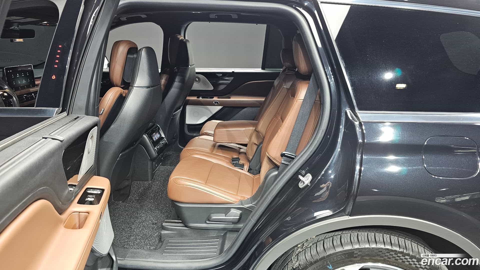 Aviator Lincoln 2022.1-OPTION-016