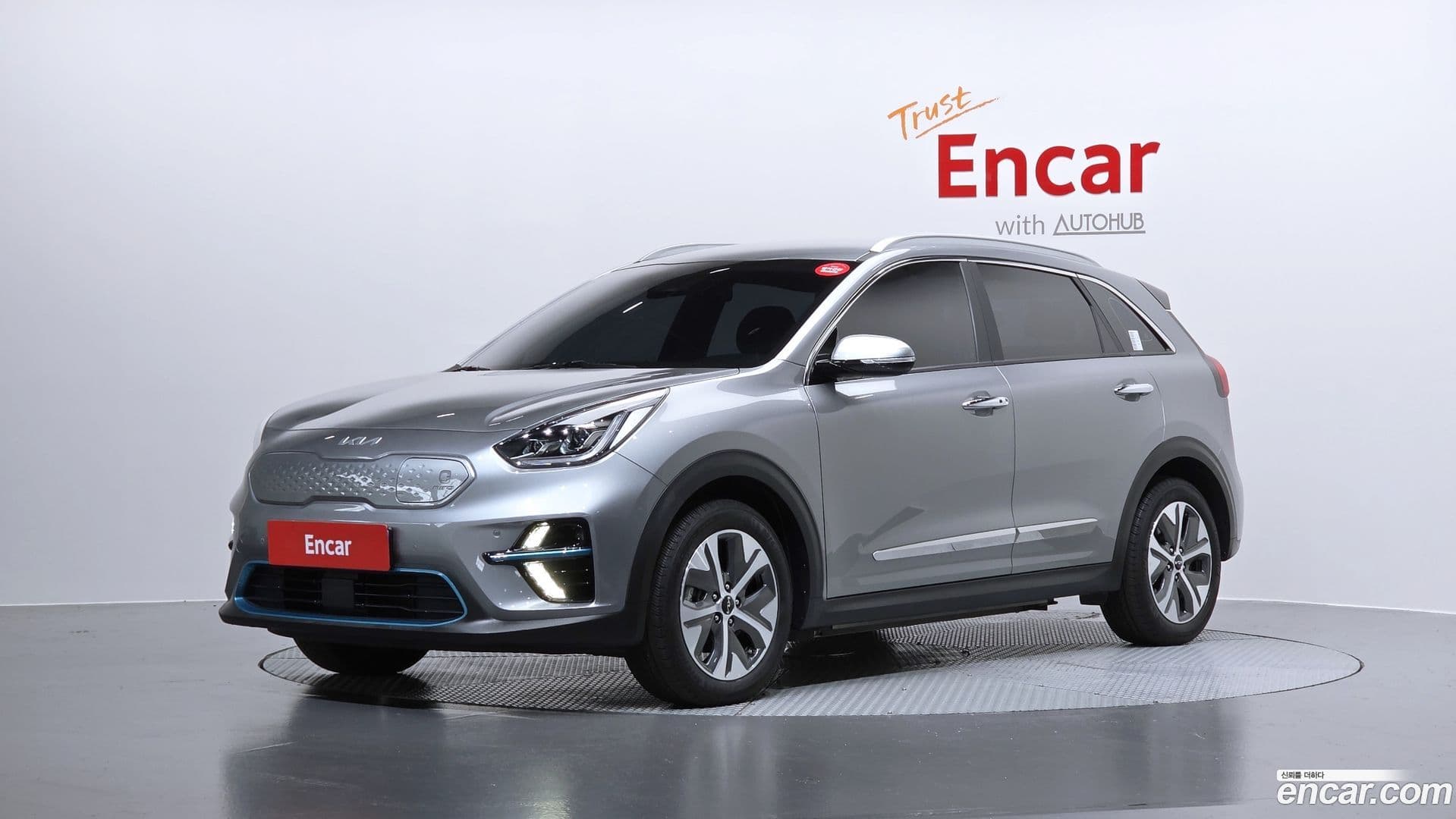 Main__Slider__Photo:Niro Kia 2021.8-0