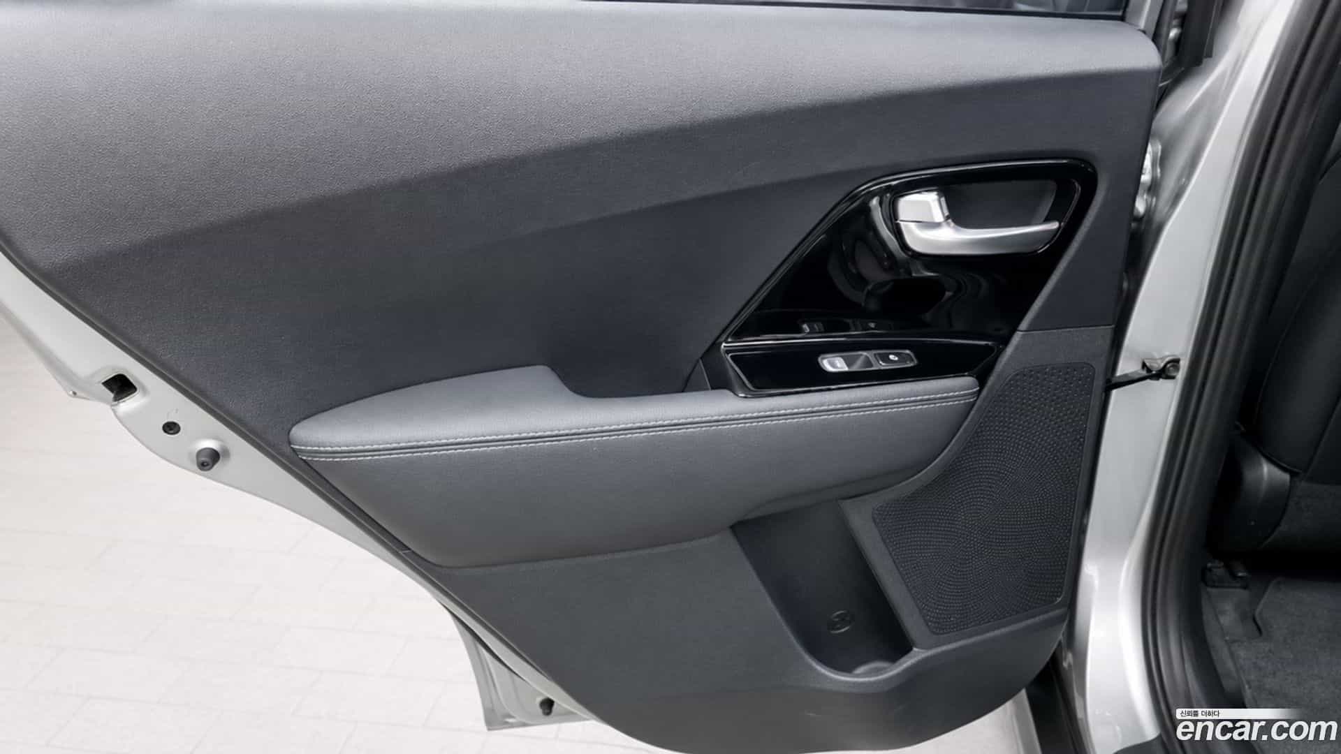 Niro Kia 2021.8-INNER-035