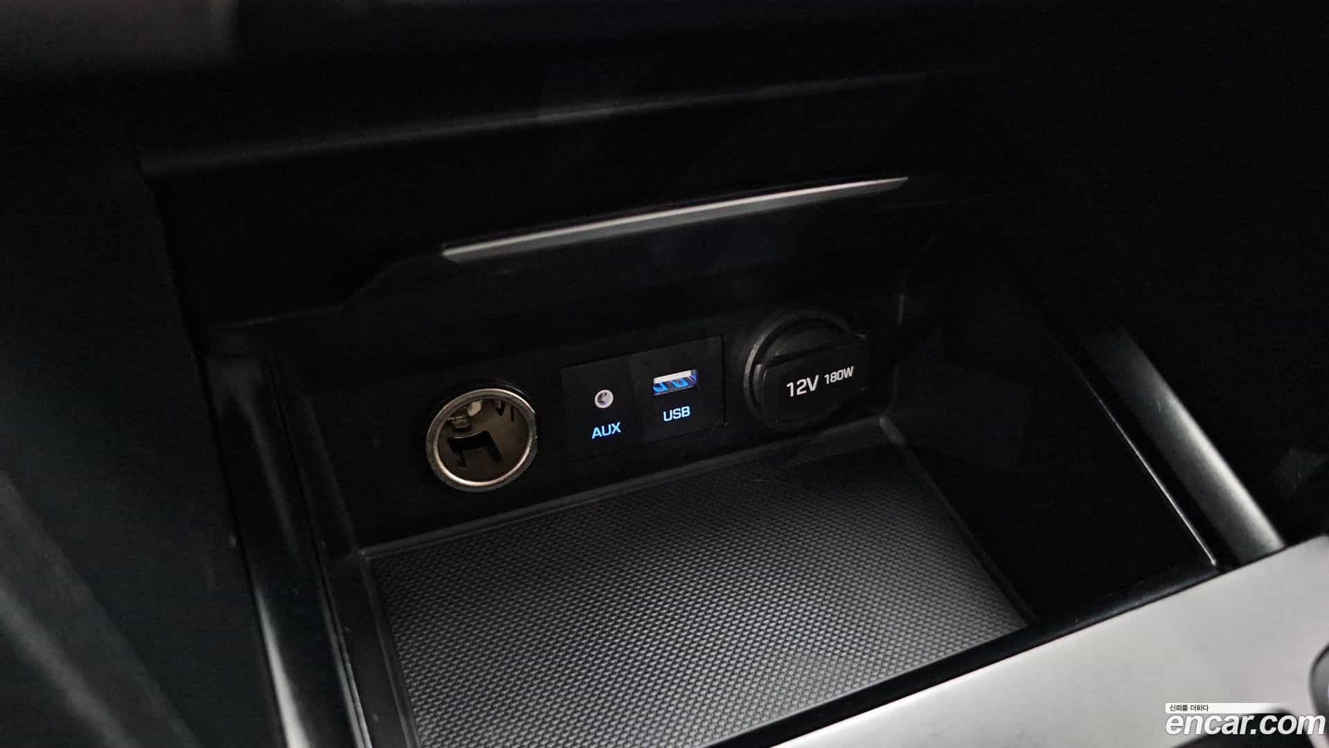 AVANTE Hyundai 2017.2-OPTION-017