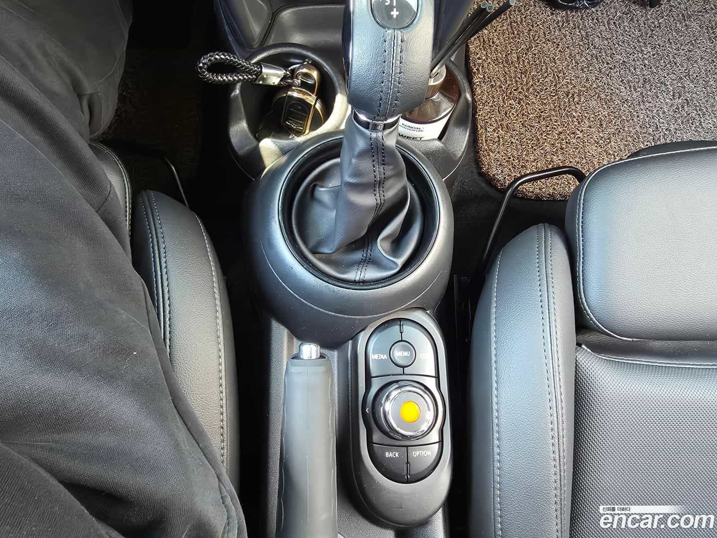 Cooper Mini 2019.7-INNER-010
