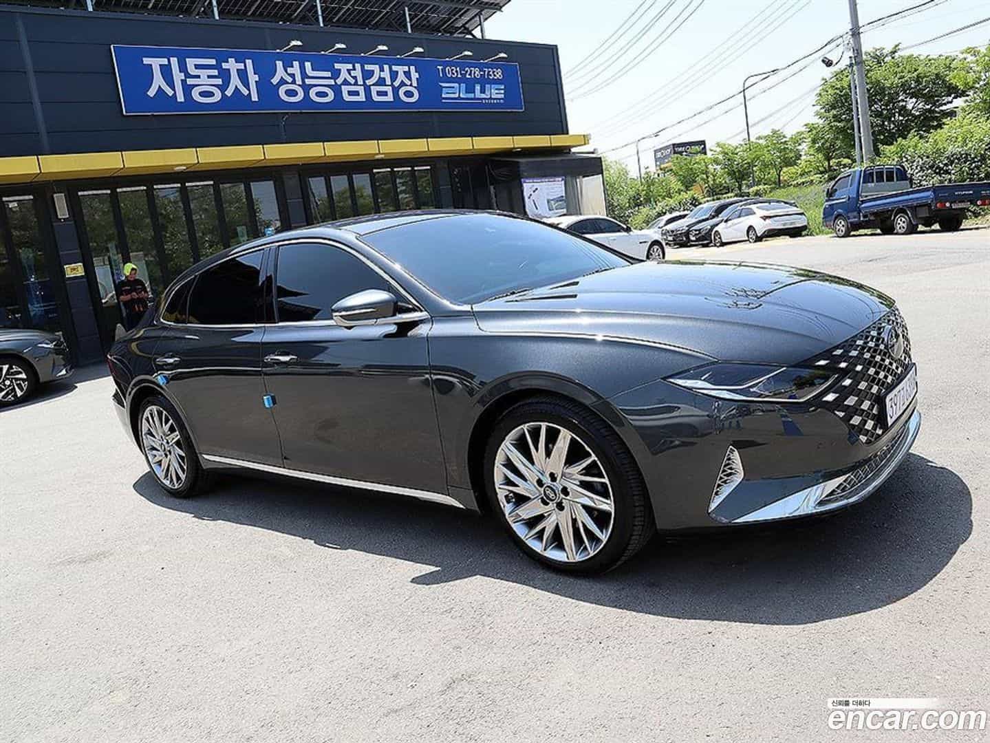 Grandeur Hyundai 2020.4-OPTION-024
