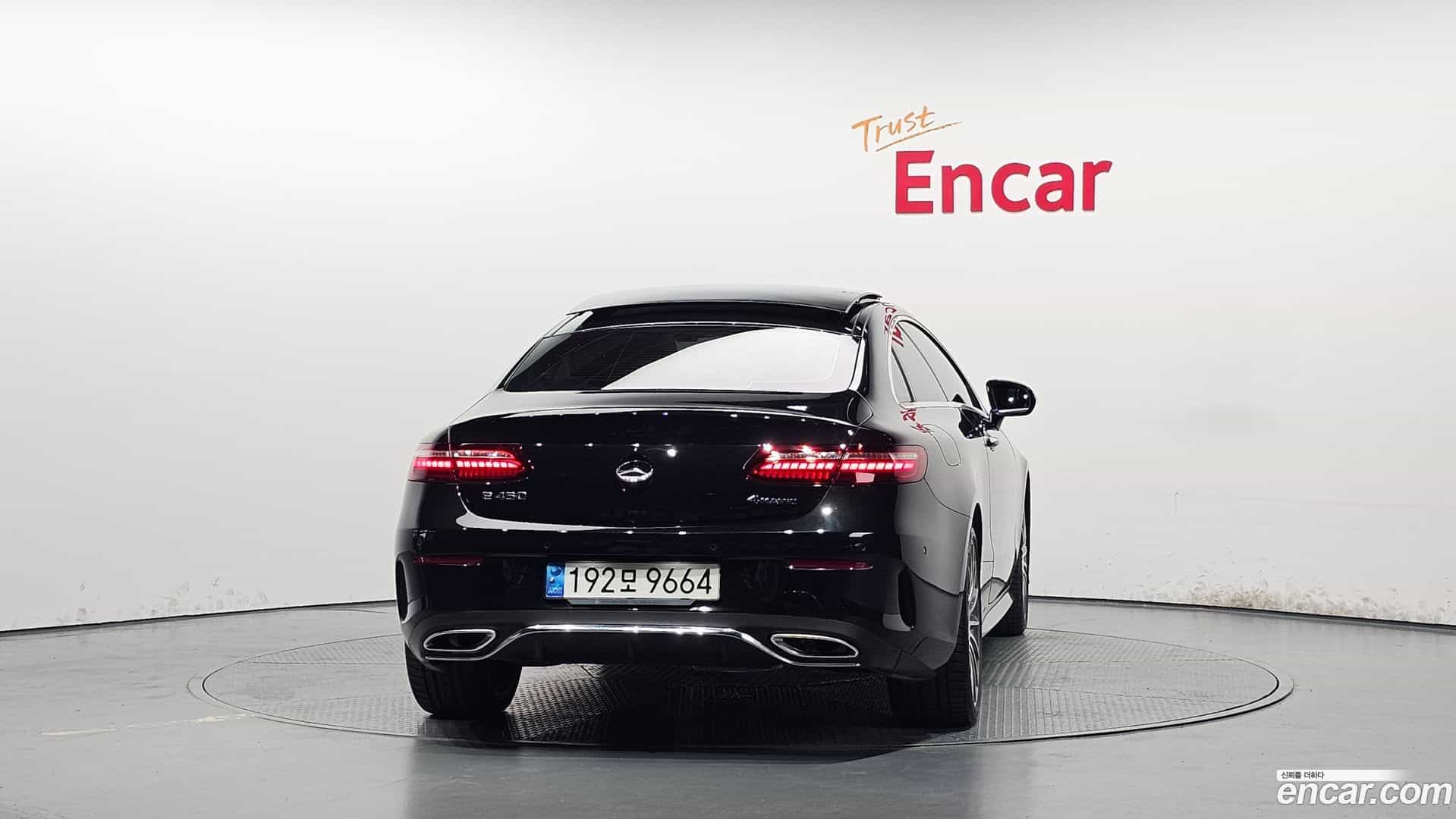 E-Class Mercedes-Benz 2021.10-OUTER-004