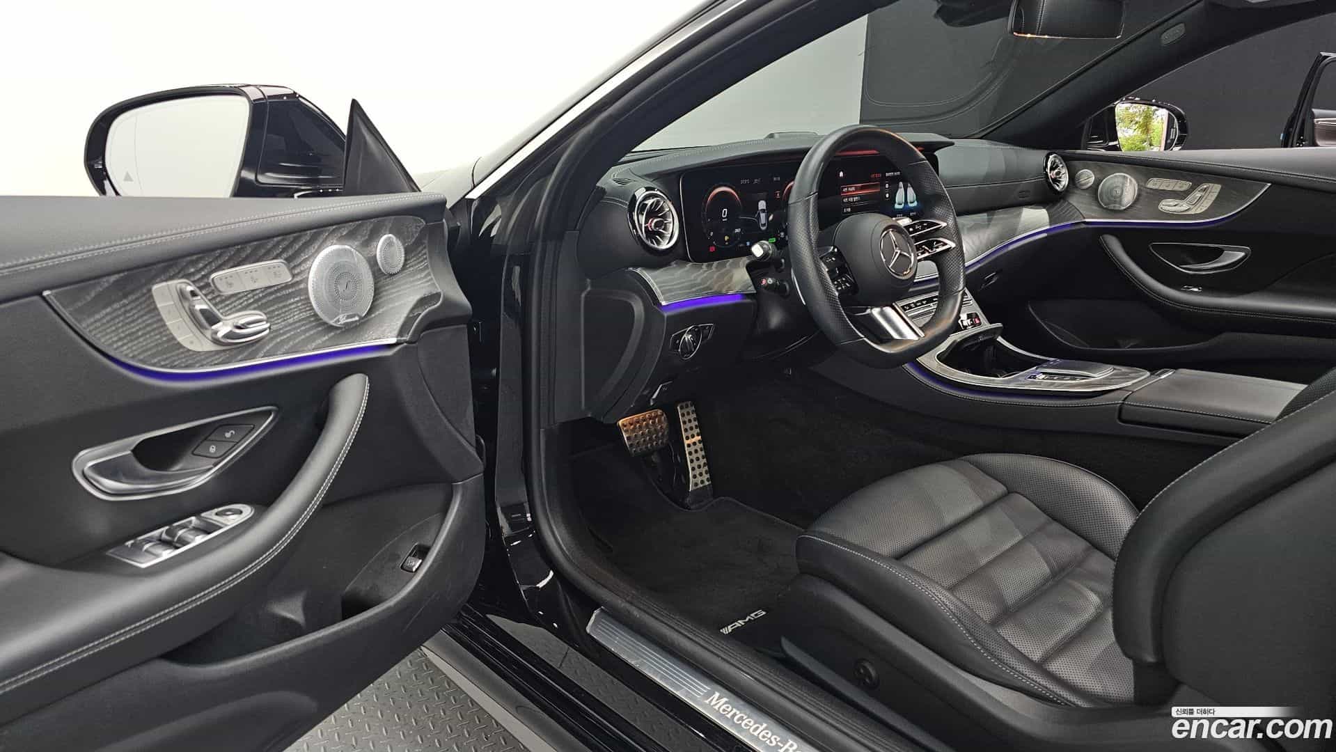 E-Class Mercedes-Benz 2021.10-OPTION-015