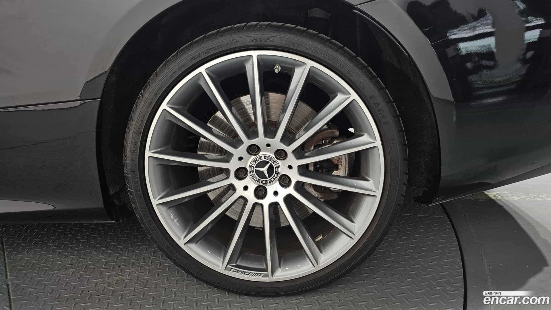 E-Class Mercedes-Benz 2021.10-OUTER-031
