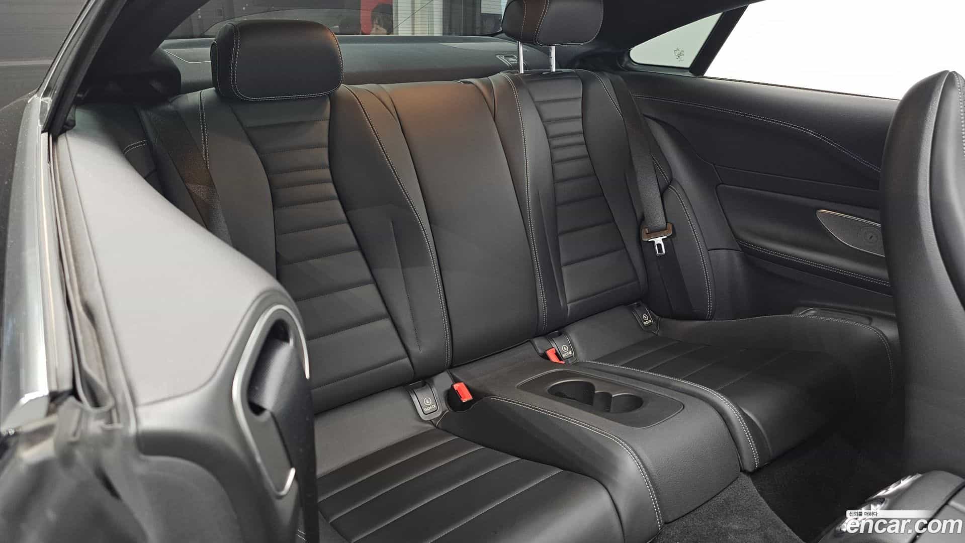 E-Class Mercedes-Benz 2021.10-INNER-036