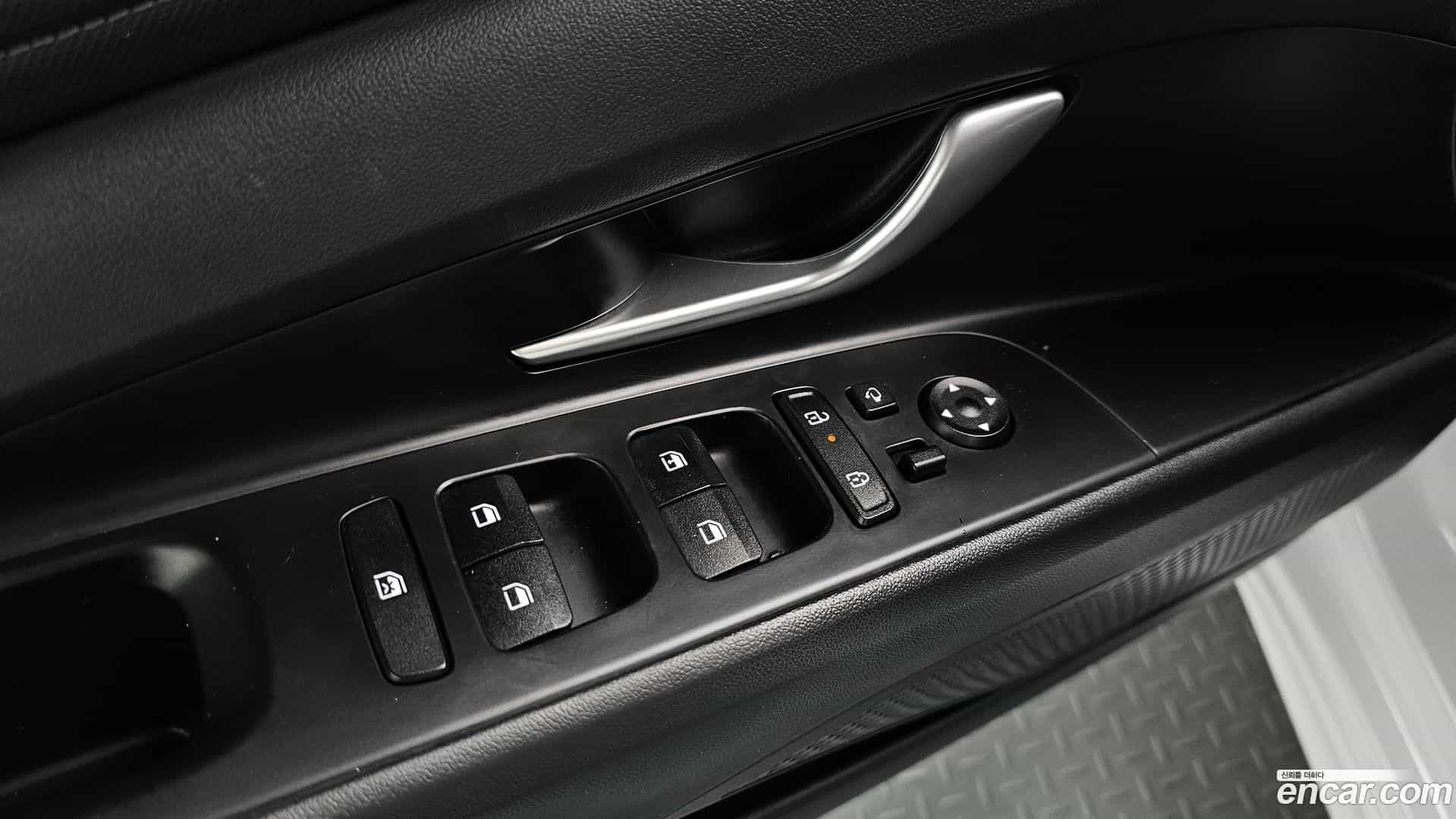 AVANTE Hyundai 2023.3-OPTION-023