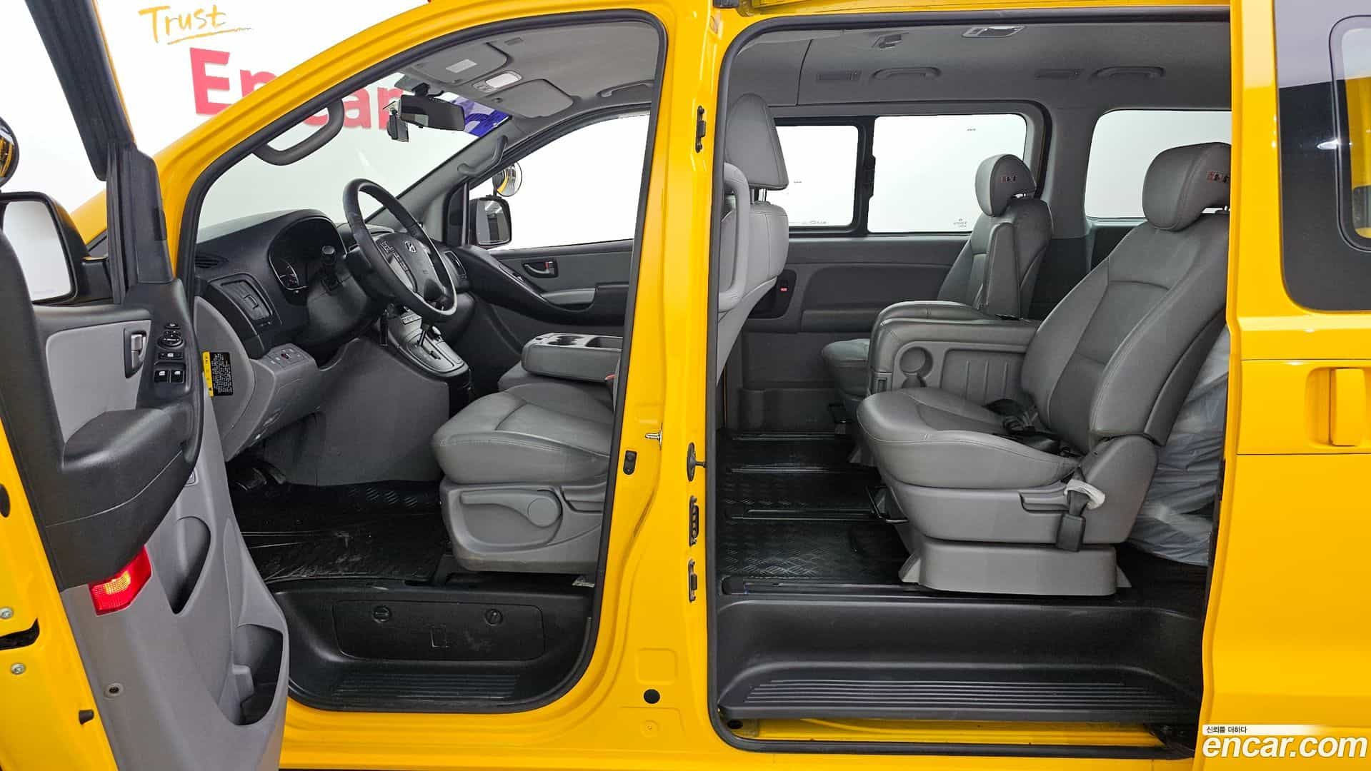 Starex Hyundai 2018.5-OPTION-022