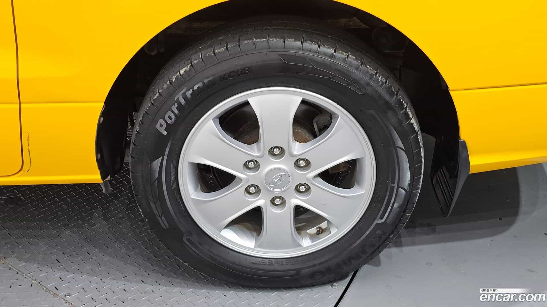 Starex Hyundai 2018.5-OUTER-031