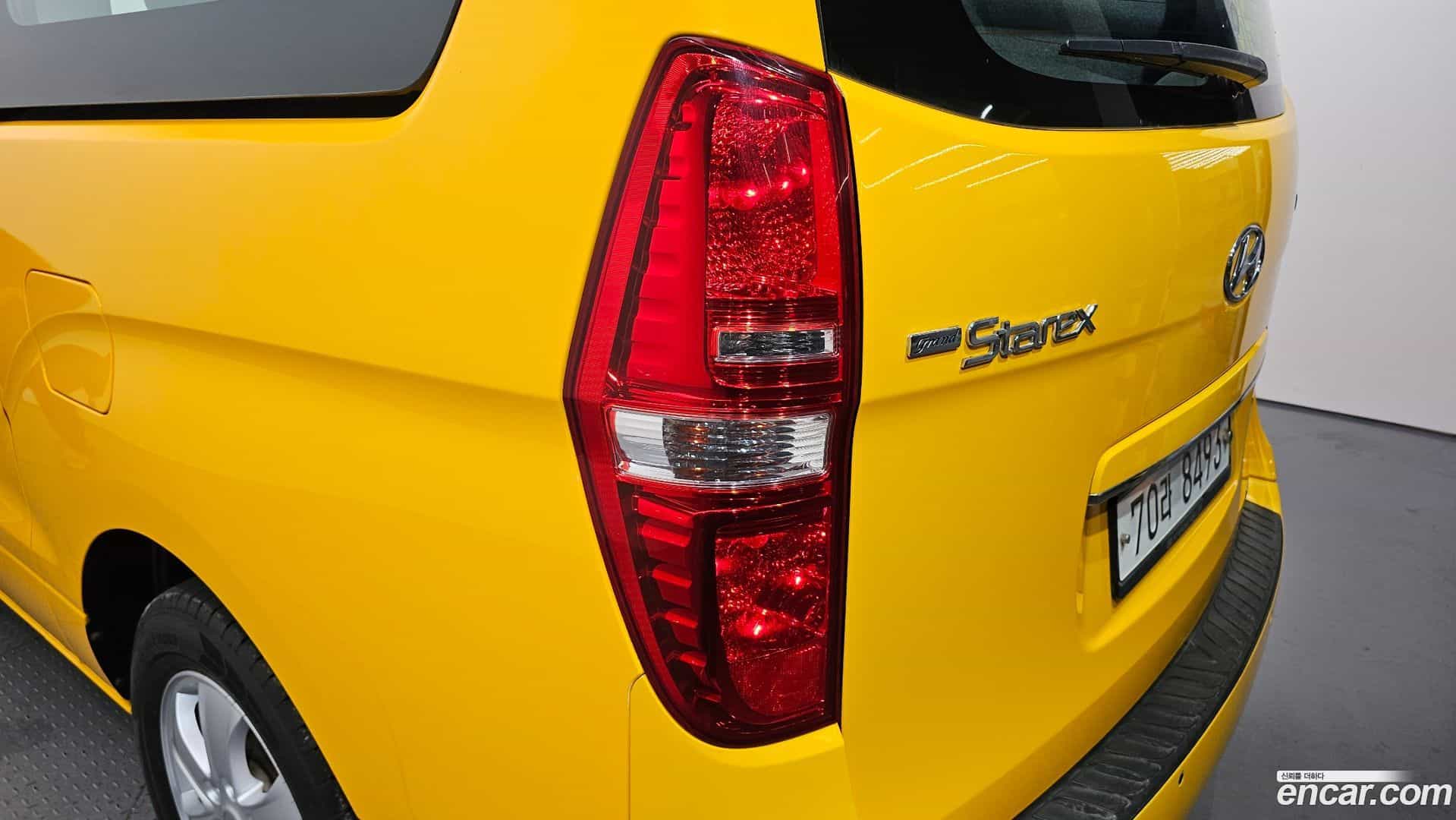 Starex Hyundai 2018.5-OUTER-033