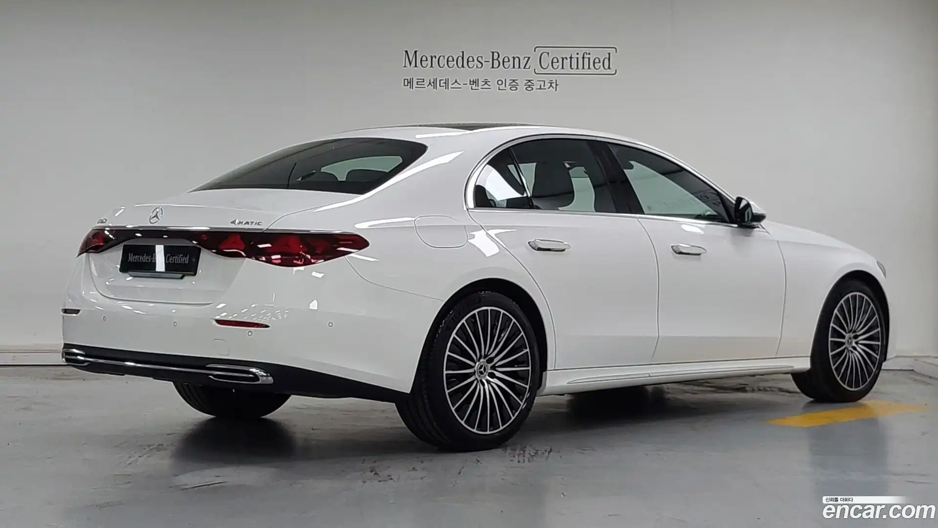 E-Class Mercedes-Benz 2025.6-OUTER-002