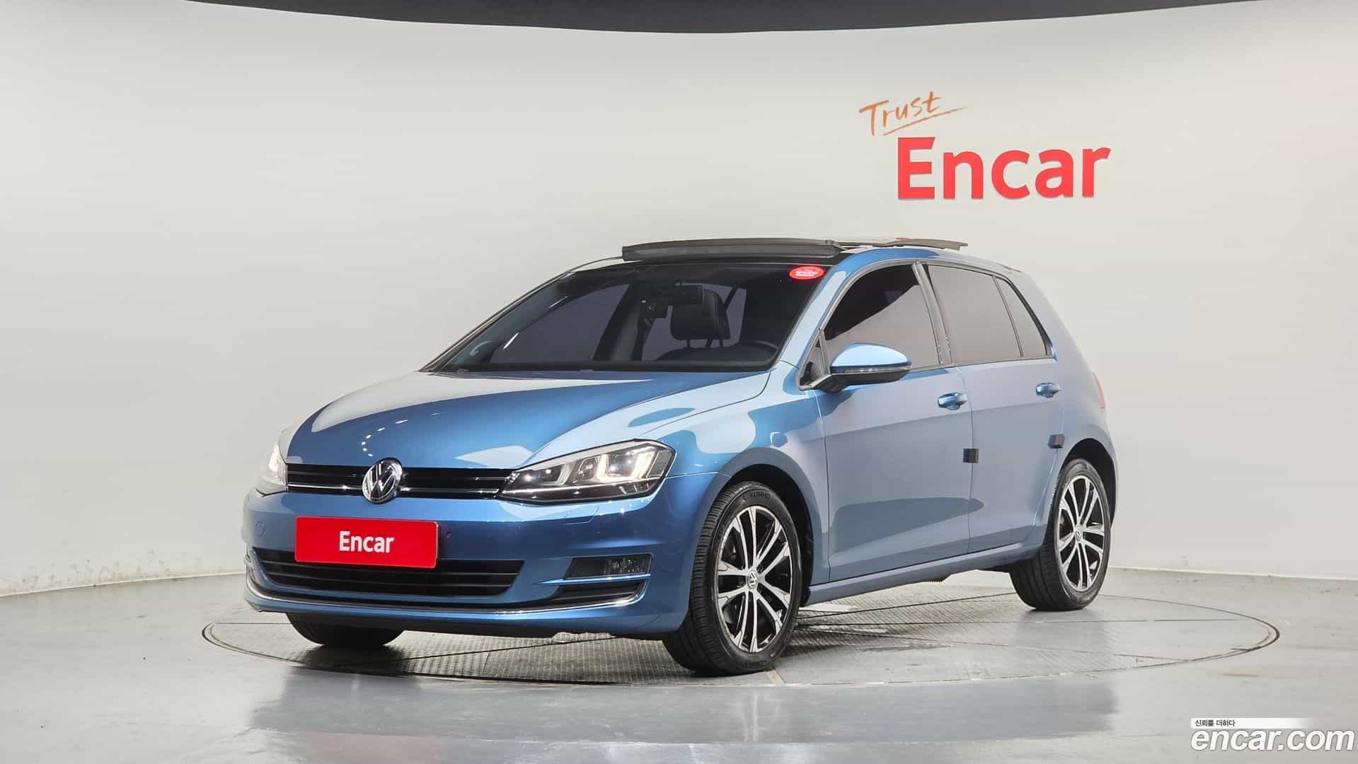 Golf Volkswagen 2016.5-OUTER-001